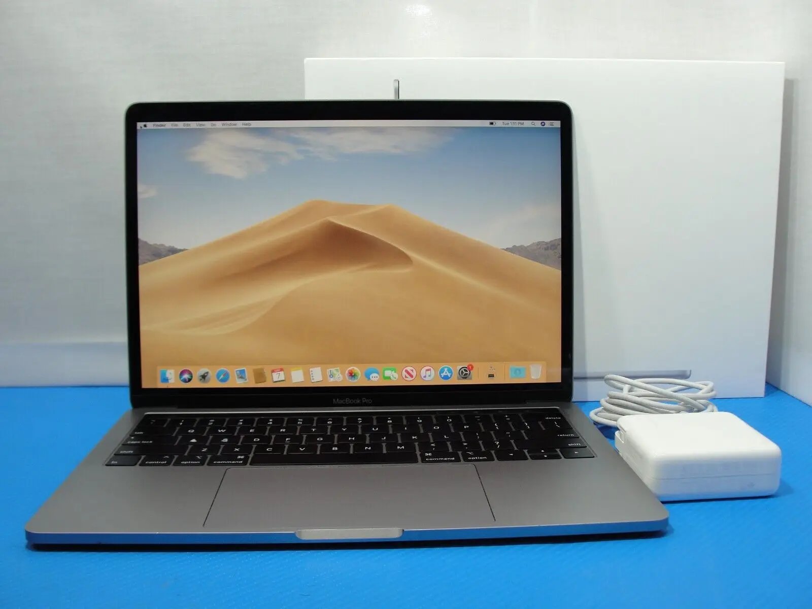【最新作在庫】MacBookPro 13インチ 2019　8GB　256GB MacBook本体