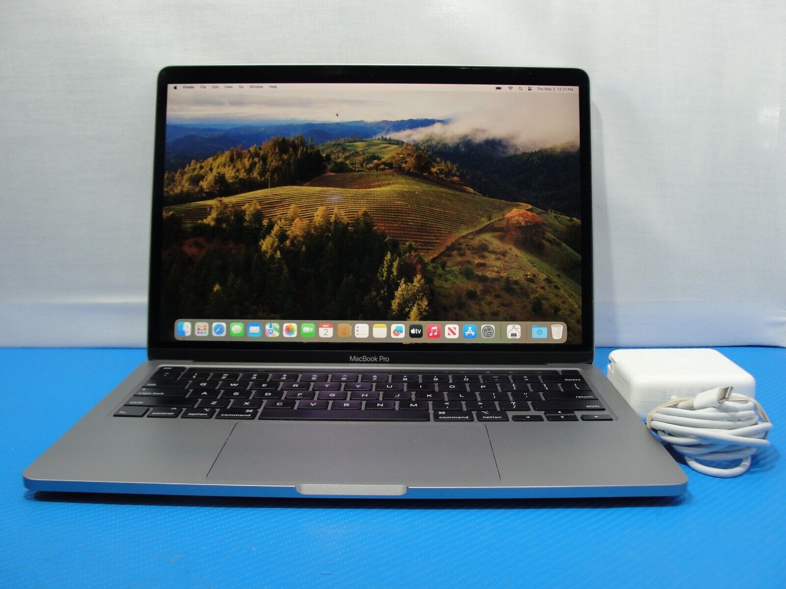 Apple MacBook Pro 13 2020 i5-8257U A2289 8GB RAM 512GB SSD Touch bar/ID  Retina