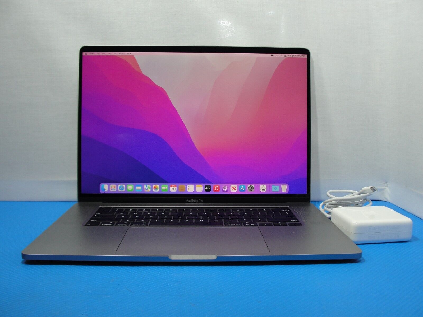 Apple MacBook Pro 16 A2141 2019 i7-9750H 32GB 512GB Radeon Pro 5300M A