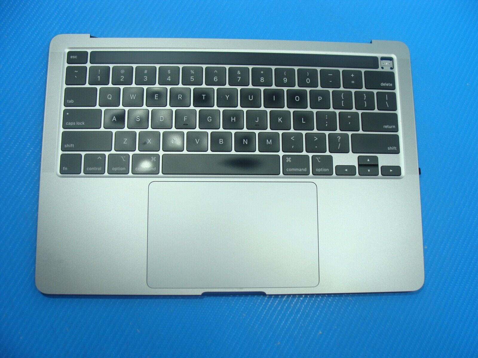 Top case with on sale battery macbook pro