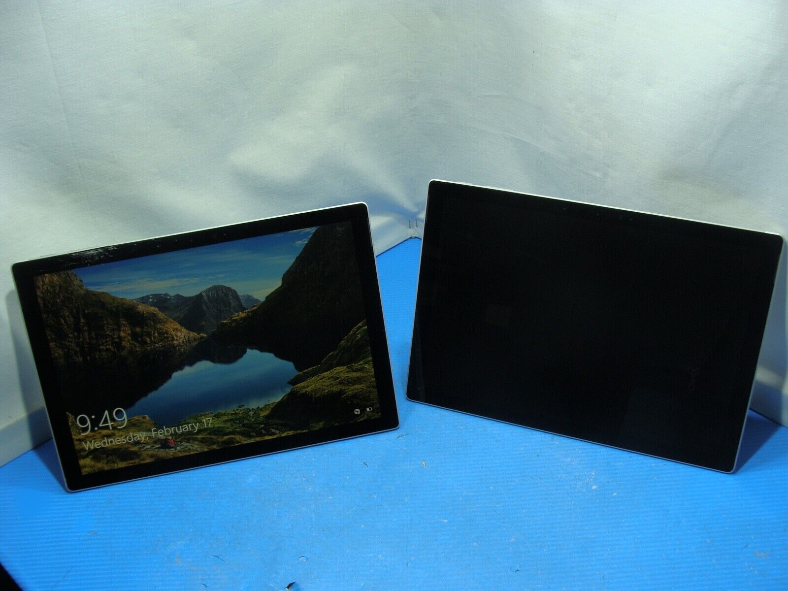 Lot of 2 Microsoft Surface Pro 7 1866 Intel i3 + i5 10th Gen 4GB+