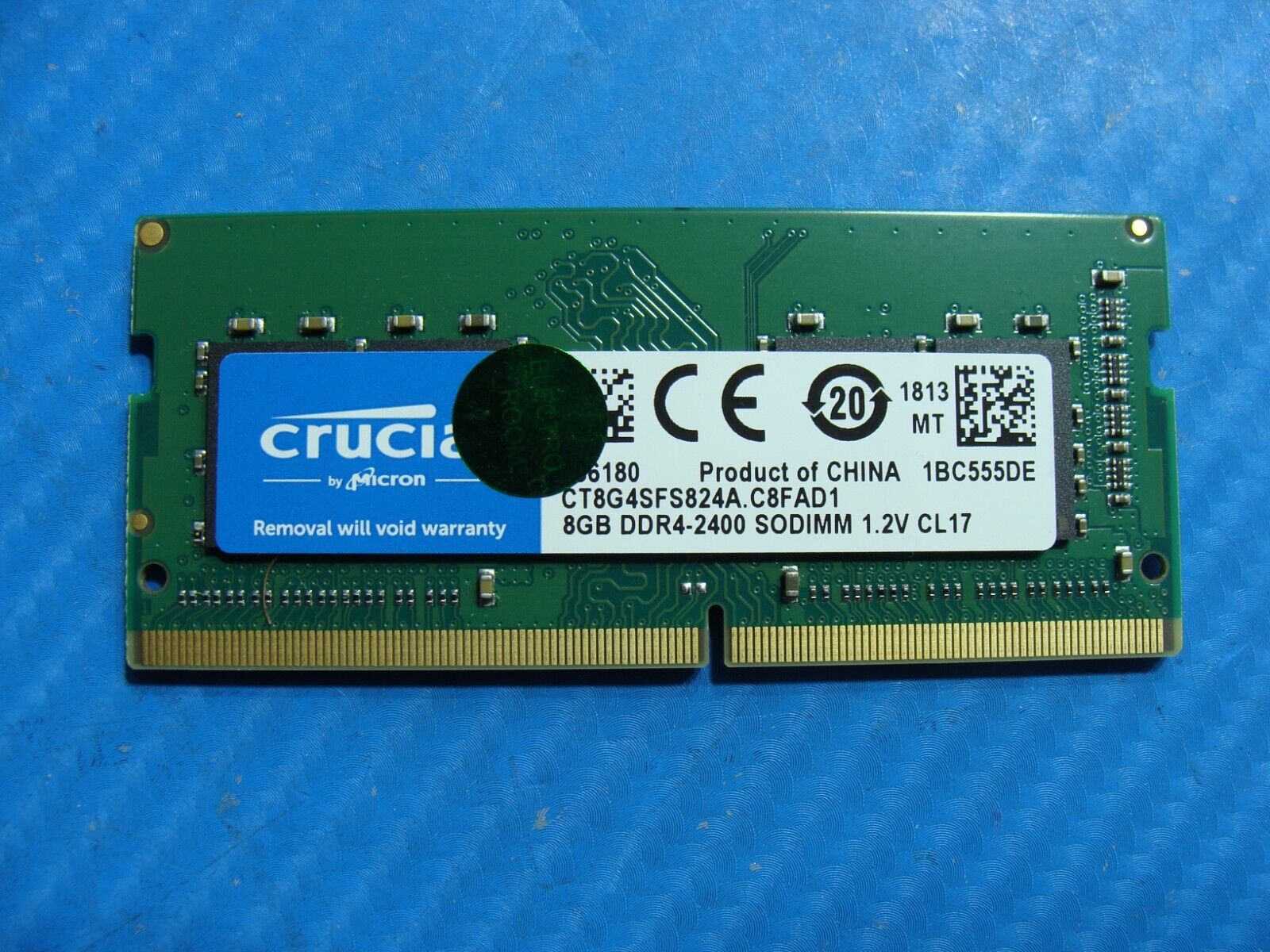 Crucial 8GB DDR4-2400 SODIMM, CT8G4SFS824A
