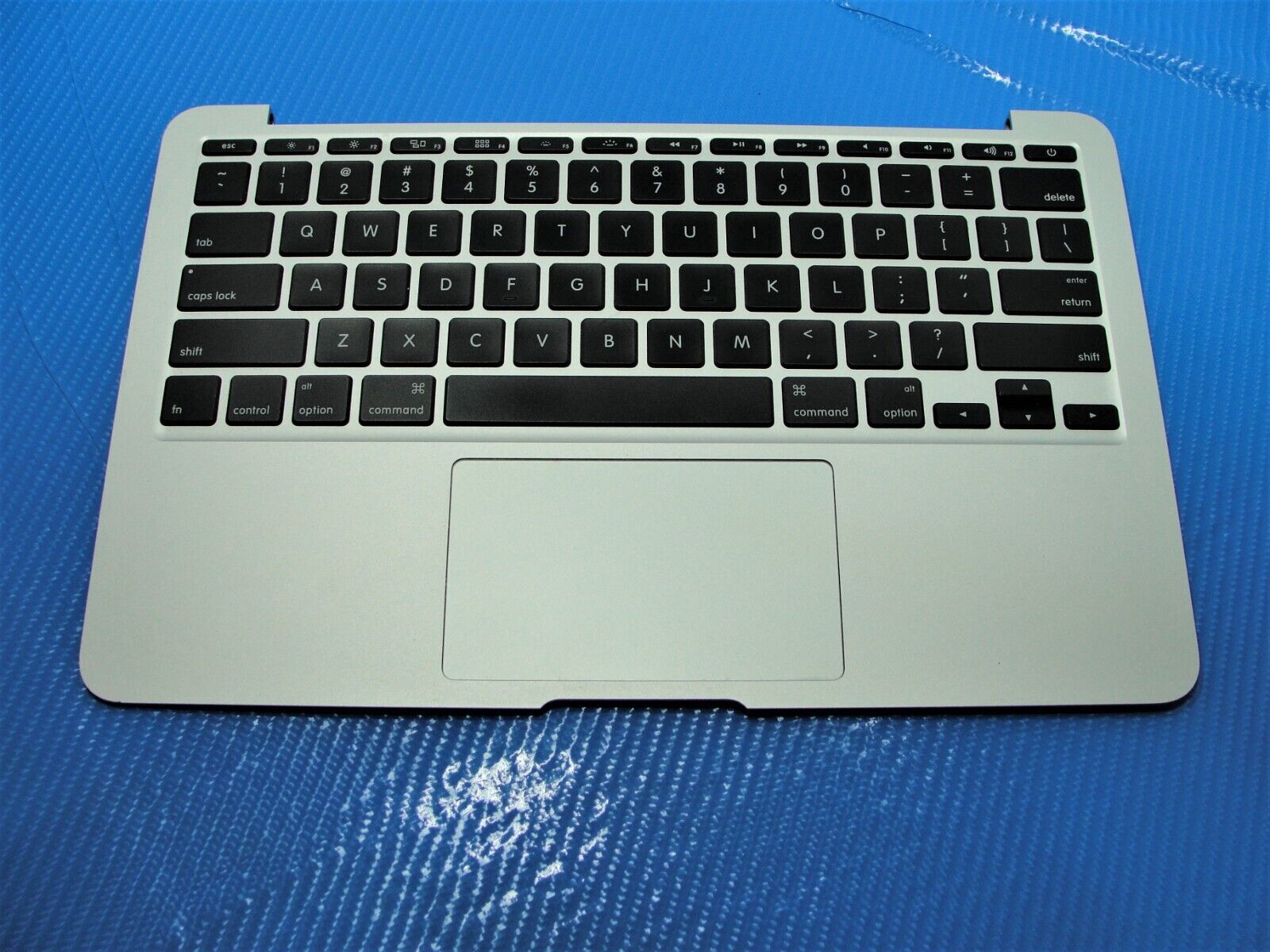 独特な MacBook Air, 2015 Early ノートPC - neatlinemaps.com