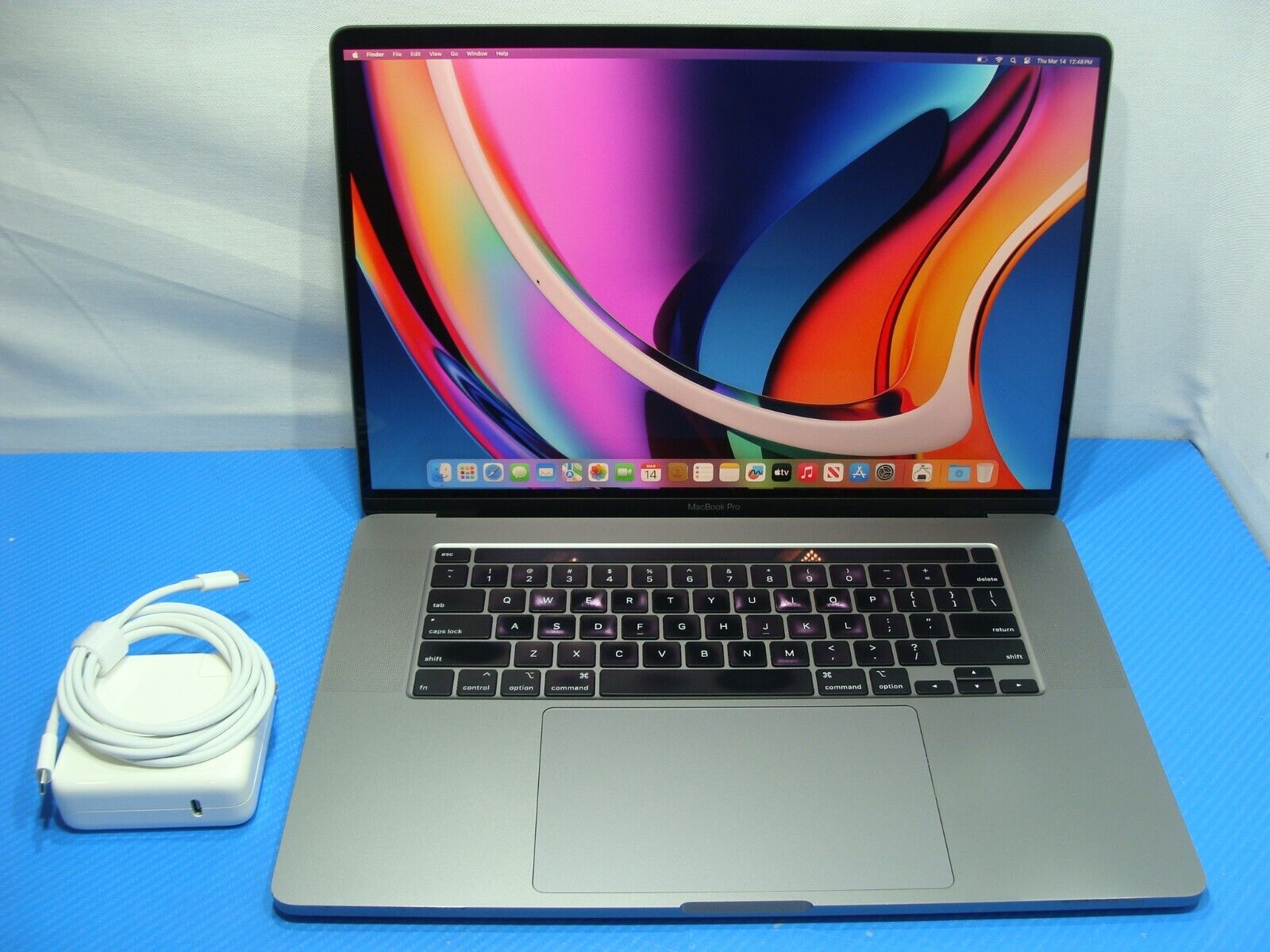 Apple MacBook Pro 16