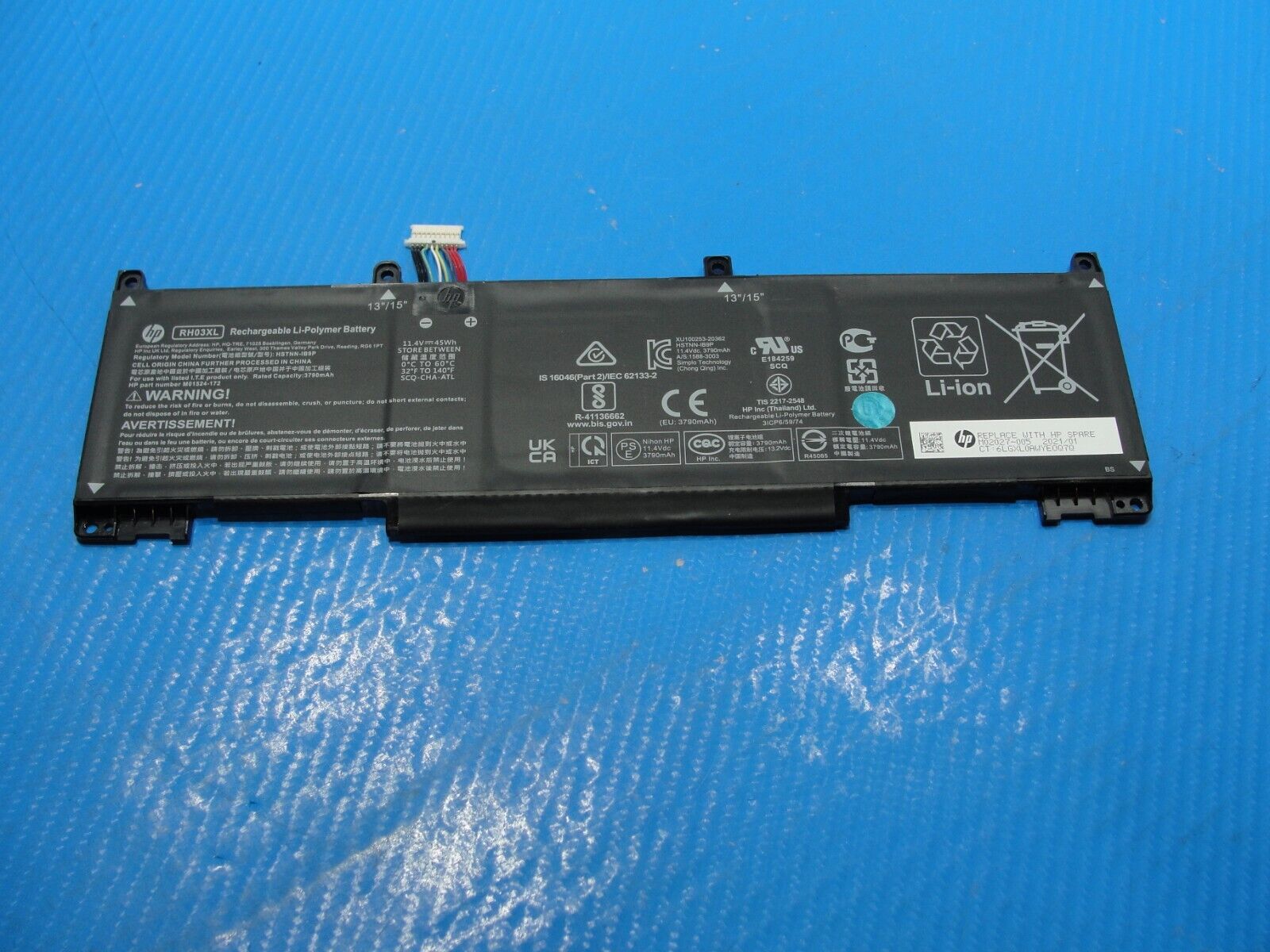 hp rh03xl battery