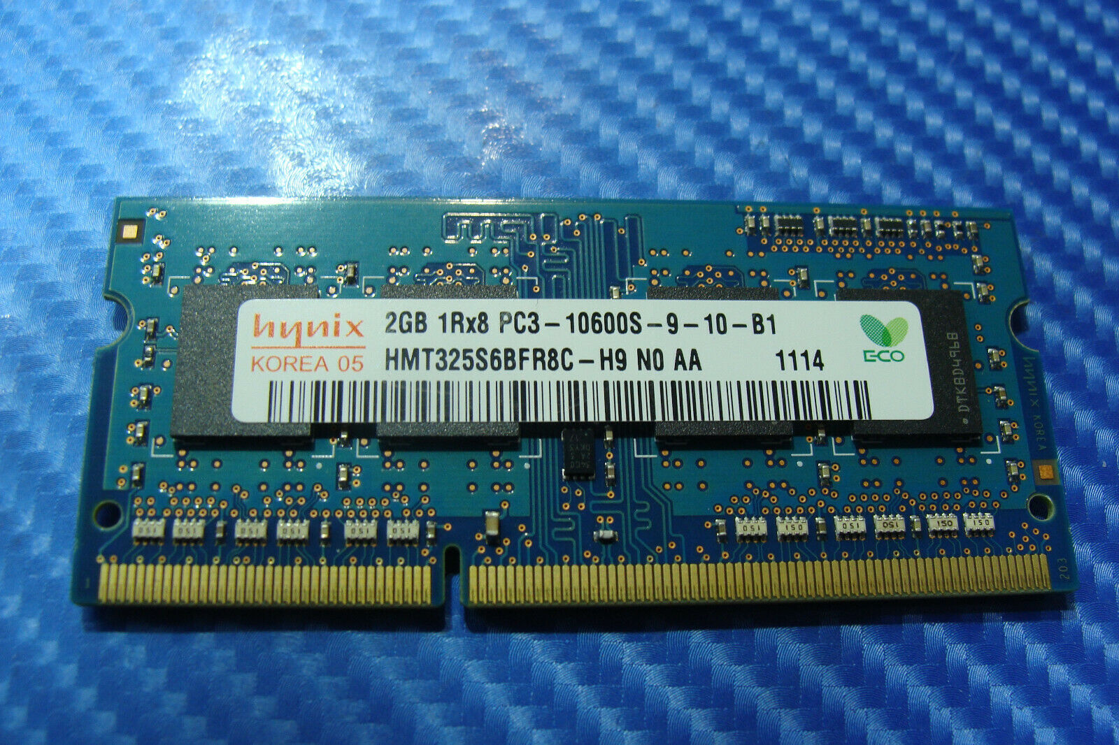 MacBook Pro A1286 Laptop Hynix 2GB Memory PC3-10600S-9-10-B1