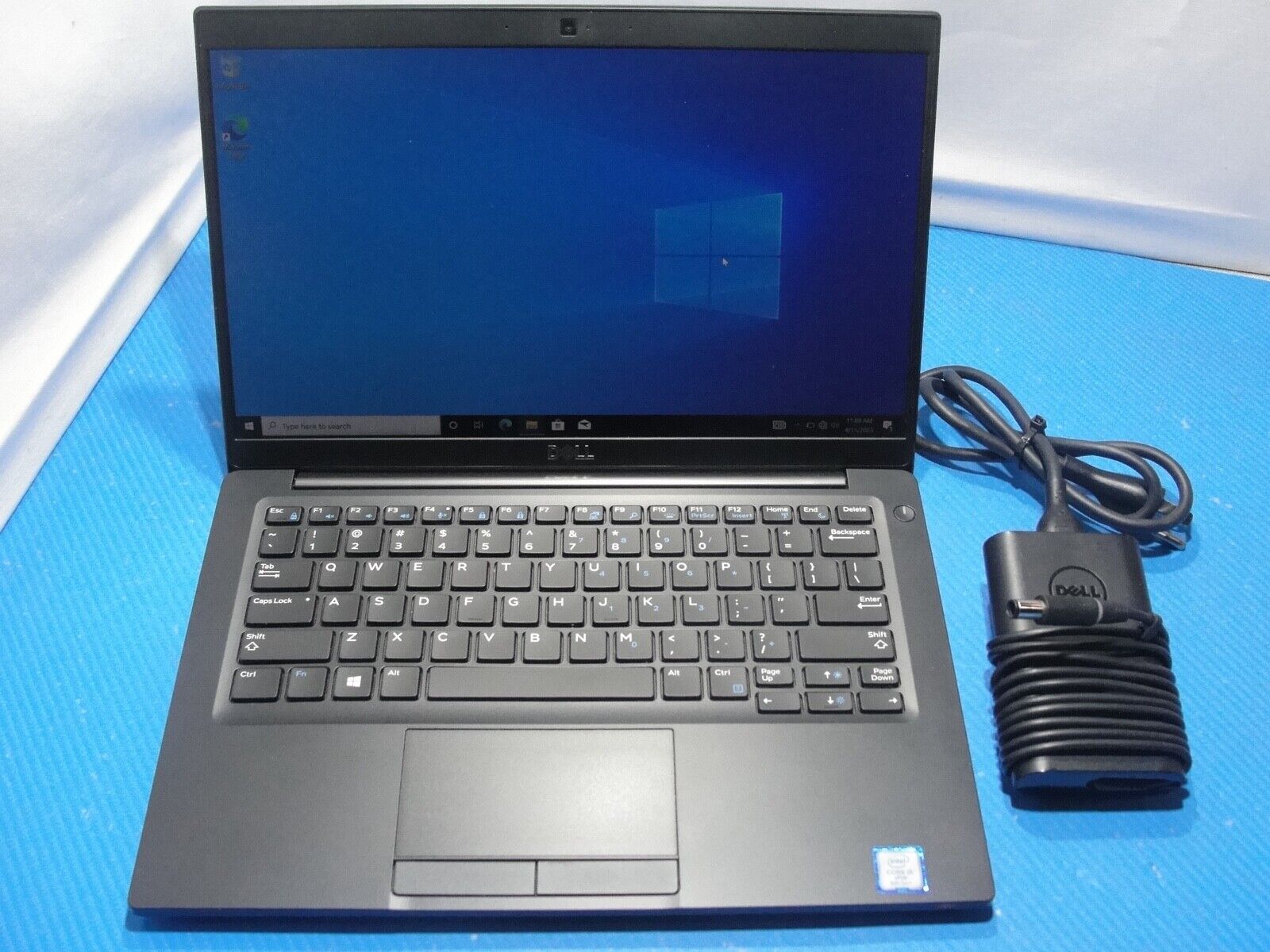 Excellent Working Dell Latitude 7390 i5-8350u 1.7GHZ 8GB 256GB OG