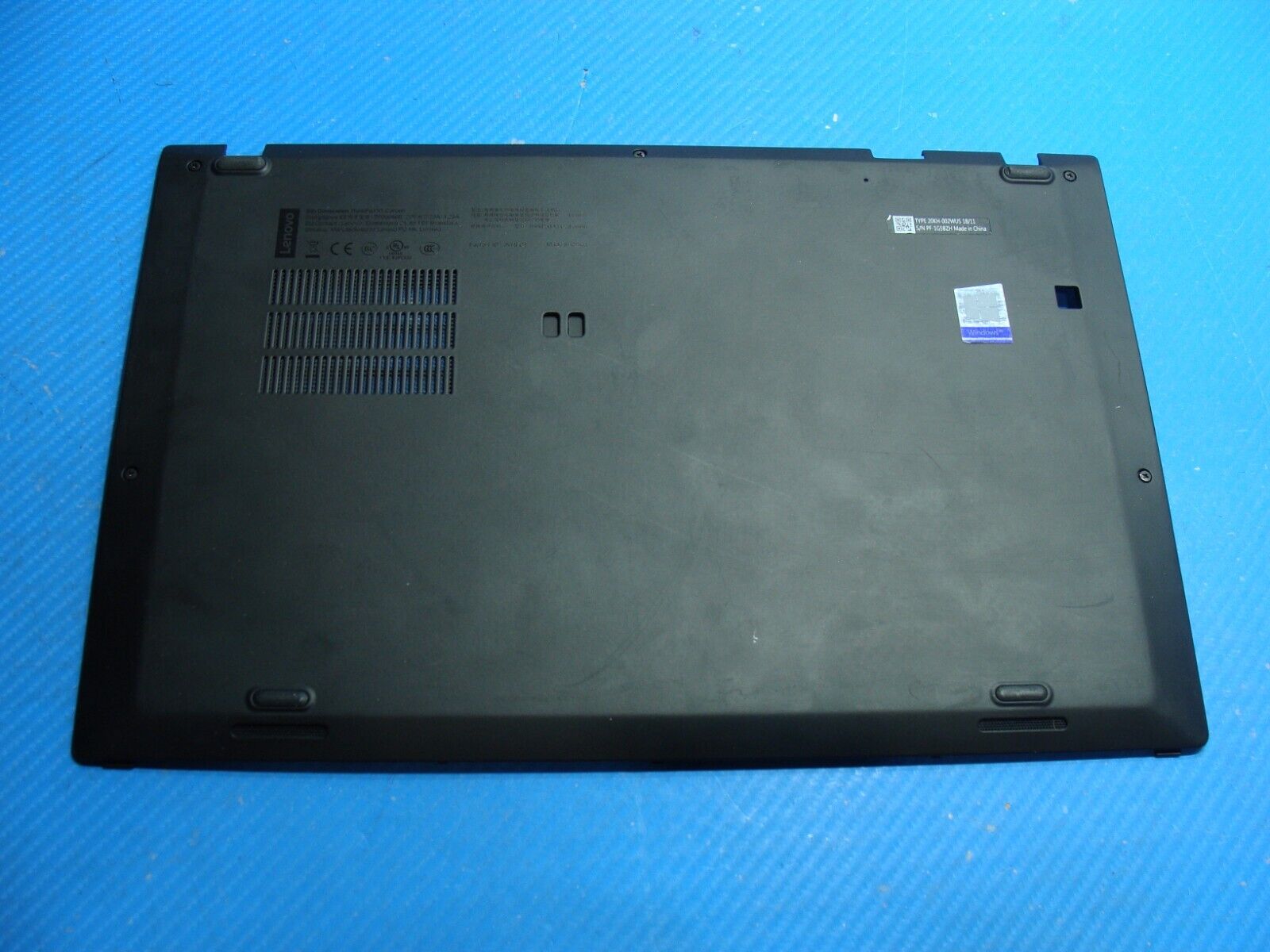 Lenovo ThinkPad 14” X1 Carbon 6th Gen Bottom Case Base Cover Black  AM16R000600