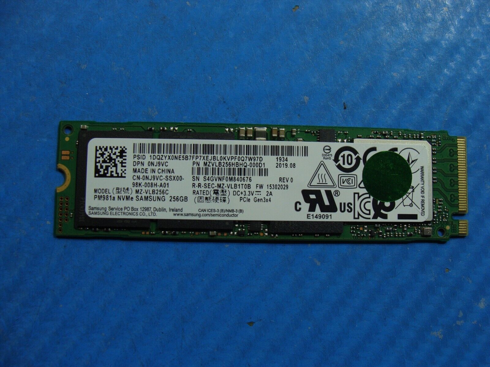 Dell 7400 Samsung 256GB NVMe M.2 SSD Solid State MZVLB256HBHQ-000D1 NJ