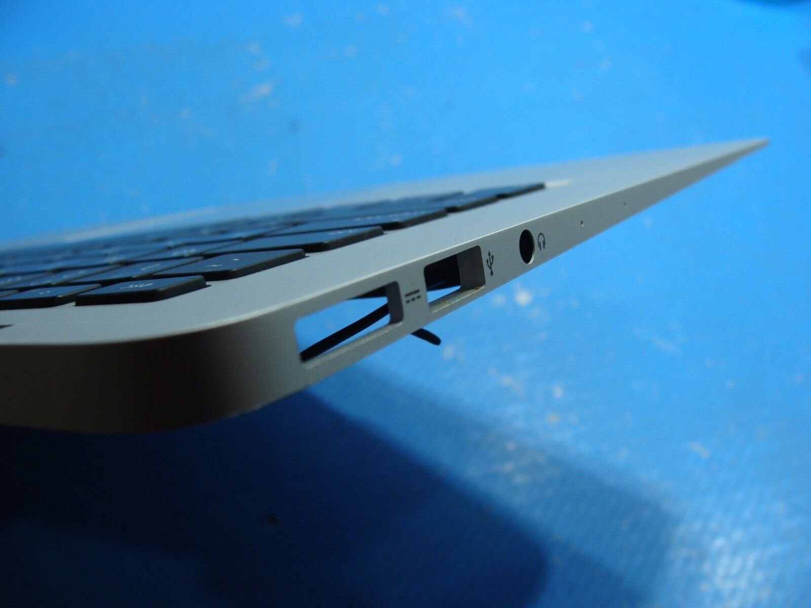 MacBook Air A1466 2015 MJVE2LL/A 13