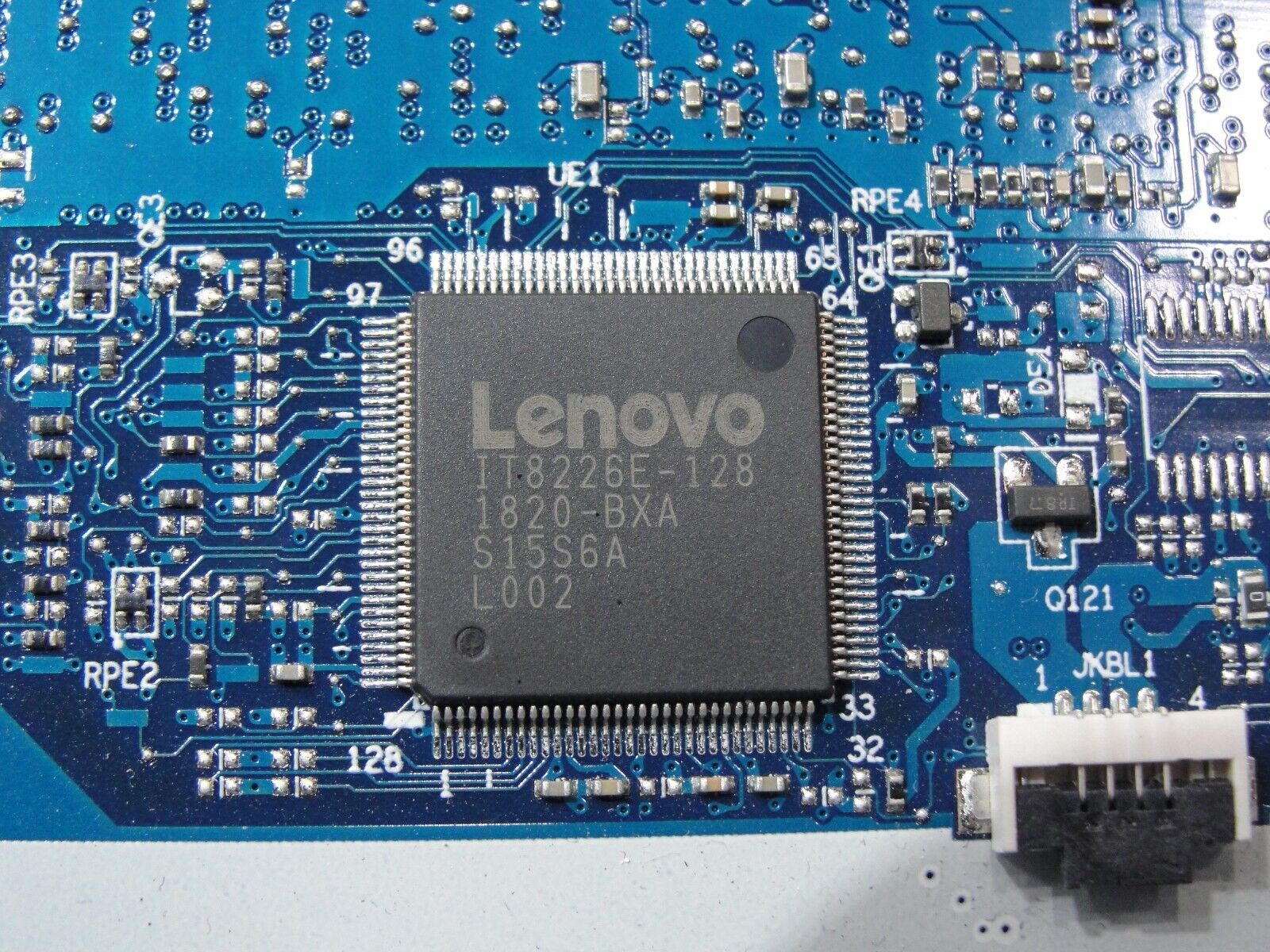 Lenovo Y530-15ICH 15.6