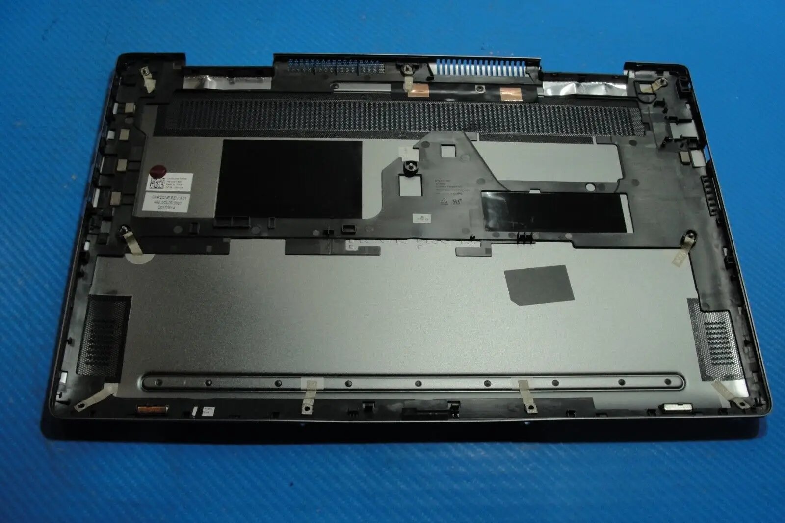 Dell Inspiron 15.6” 15 7573 2in1 OEM Bottom Case VT5GN 460.0CL06.0021 Grade A