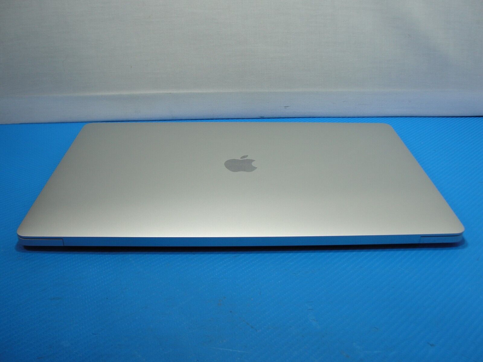 Apple MacBook Pro 16