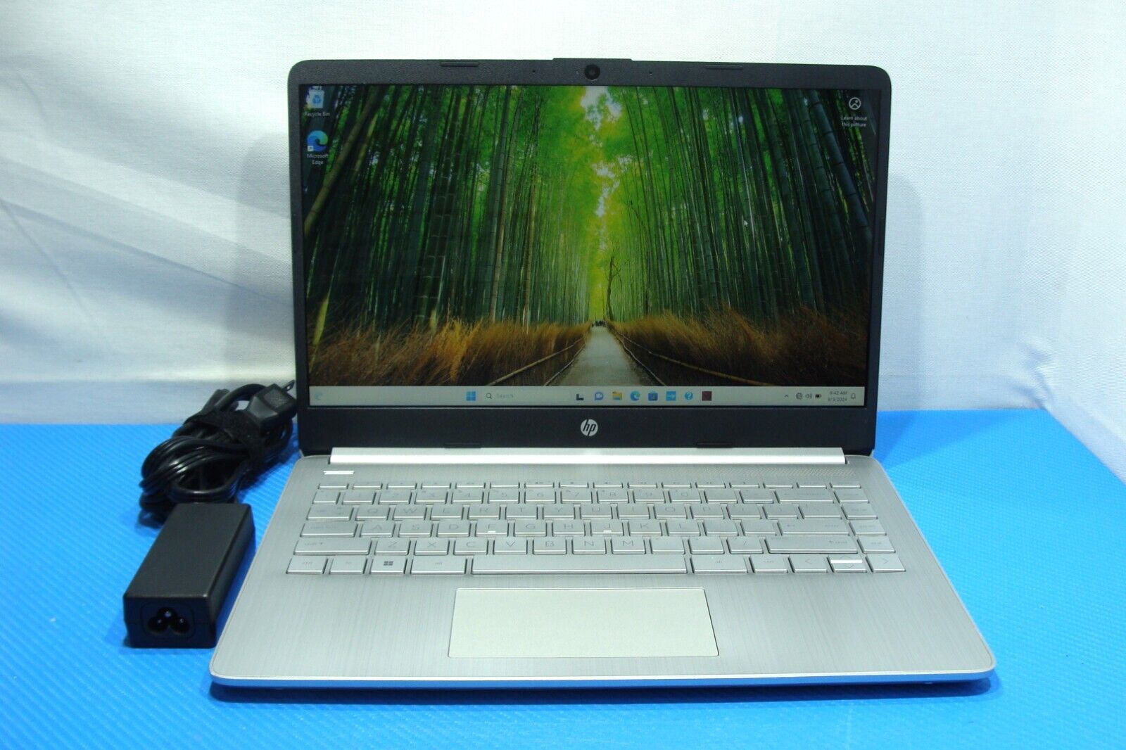 HP Laptop 14-fq0033dx 14