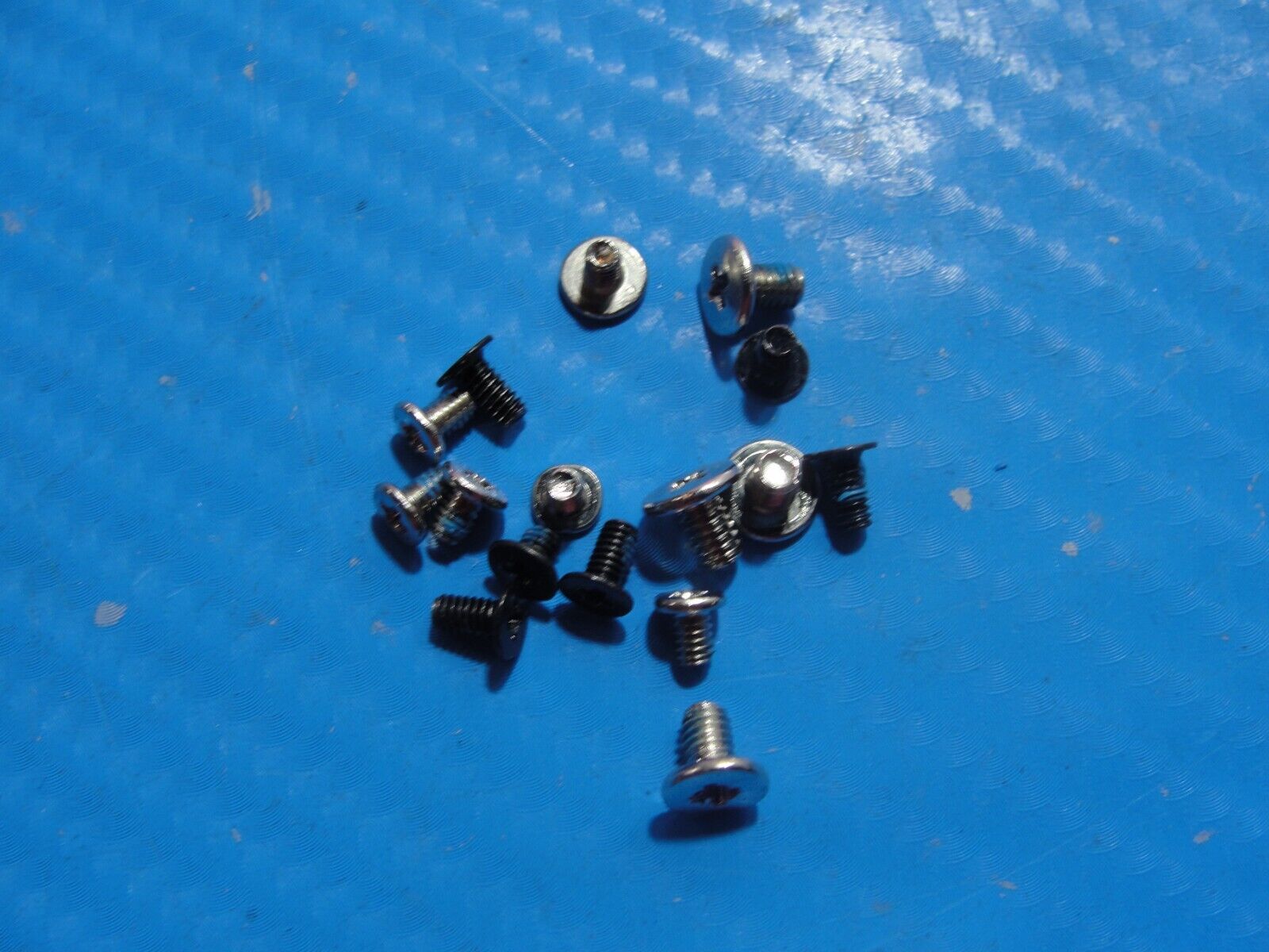 Lenovo ThinkPad 14” X1 Carbon 2nd Gen OEM Screw Set Screws for Repair ScrewSet