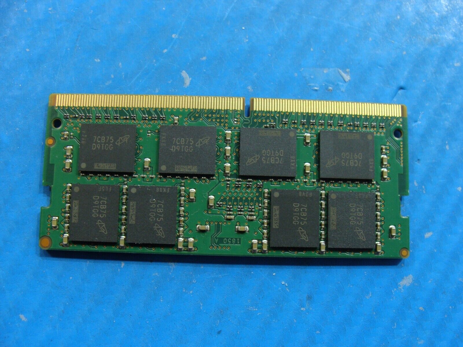 Dell E5570 Micron 8GB 2Rx8 PC4-2133P Memory RAM SO-DIMM MTA16ATF1G64HZ-2G1B1