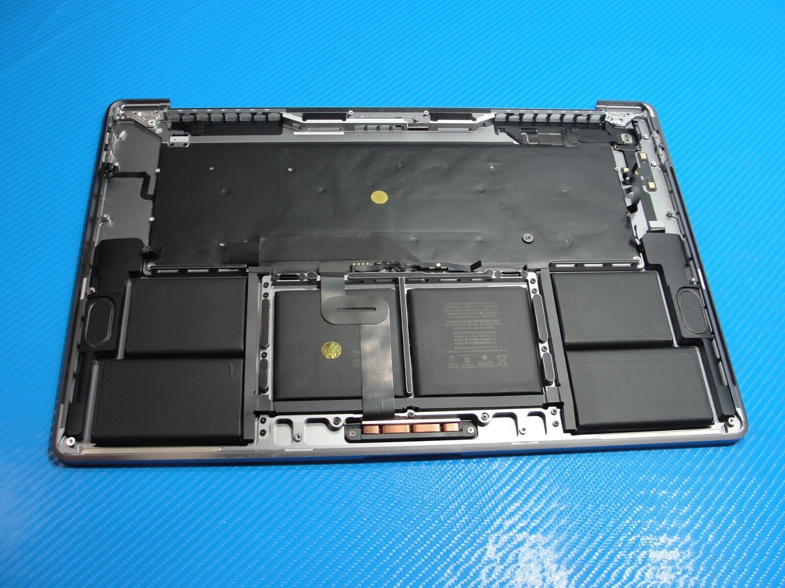 MacBook Pro A2141 16