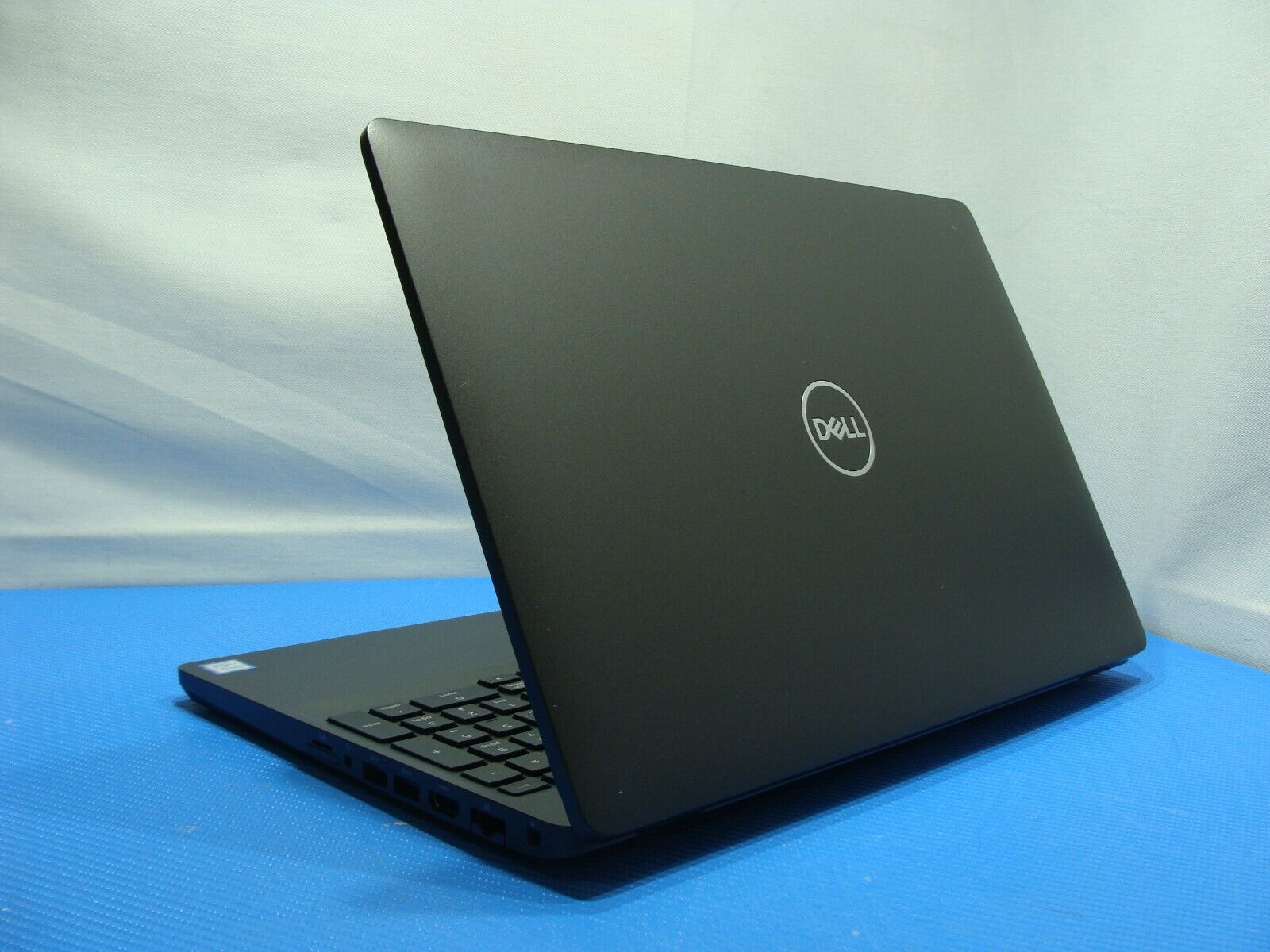 Dell Latitude 5500 Laptop 15.6