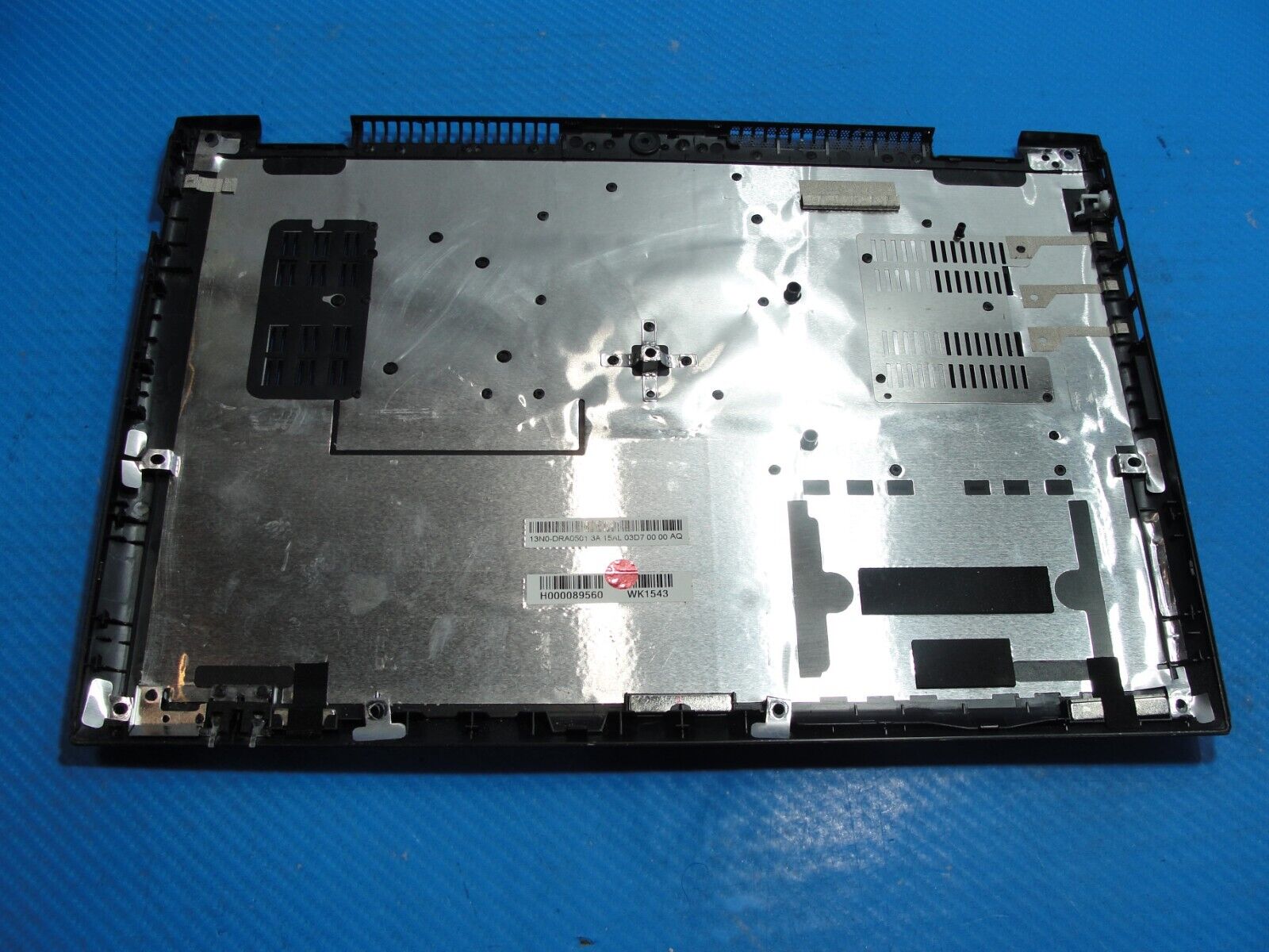 Toshiba Satellite E45W-C4200X 14