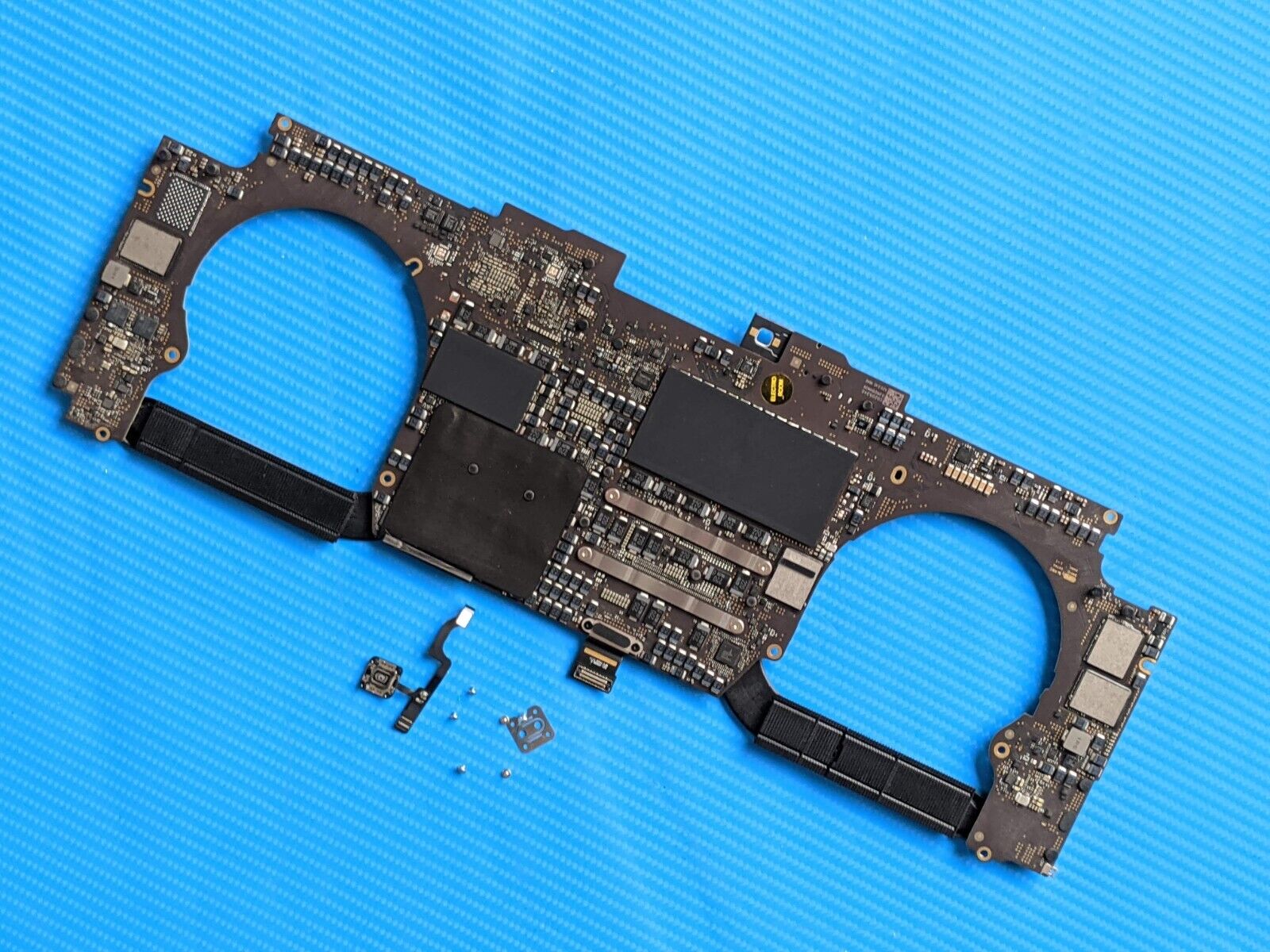 MacBook Pro A2141 16