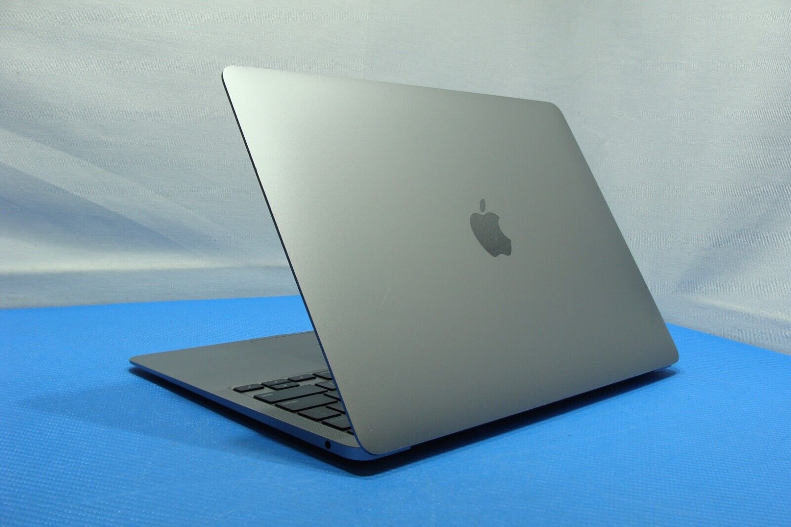 Apple MacBook Air 13