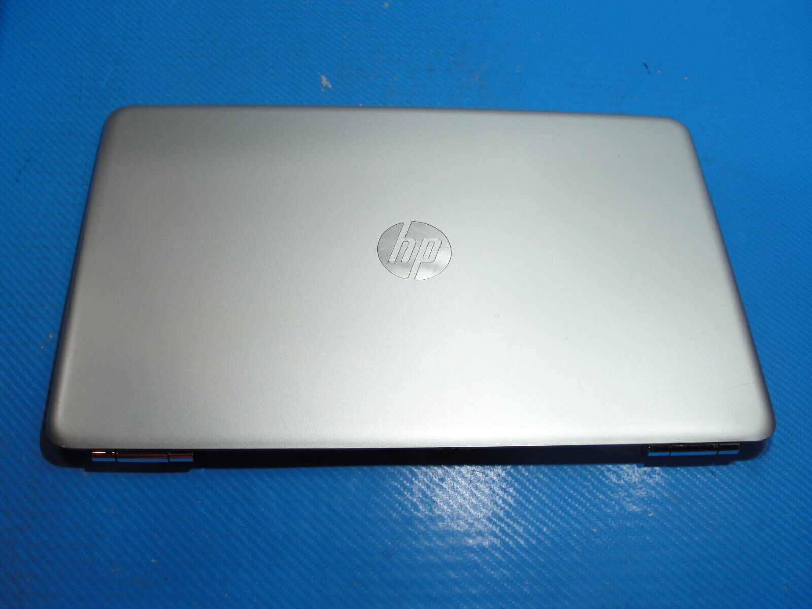 HP Pavilion 15-au123cl 15.6