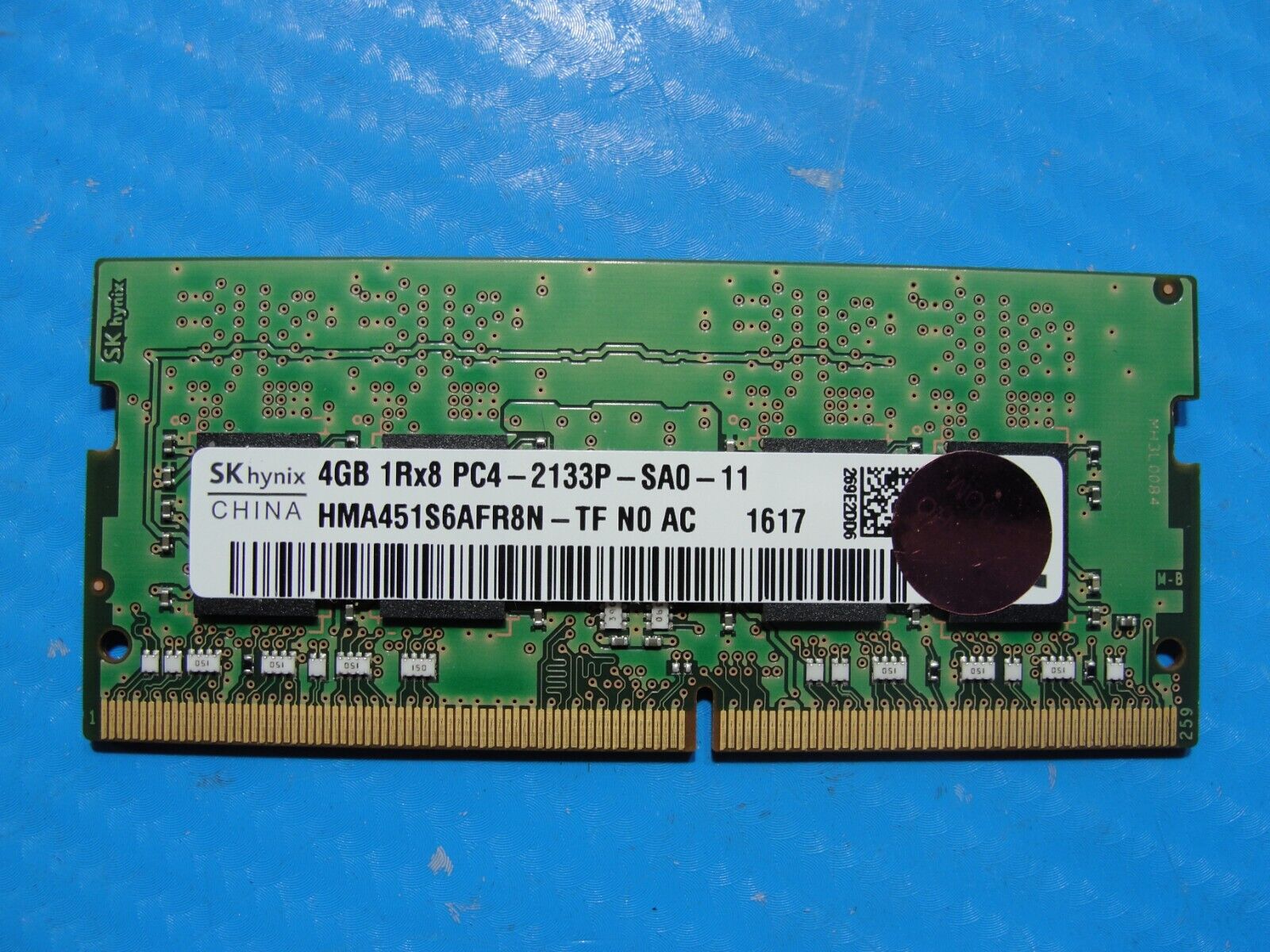 Dell 5500 SK Hynix 4GB 1Rx8 PC4-2133P Memory RAM SO-DIMM HMA451S6AFR8N-TF