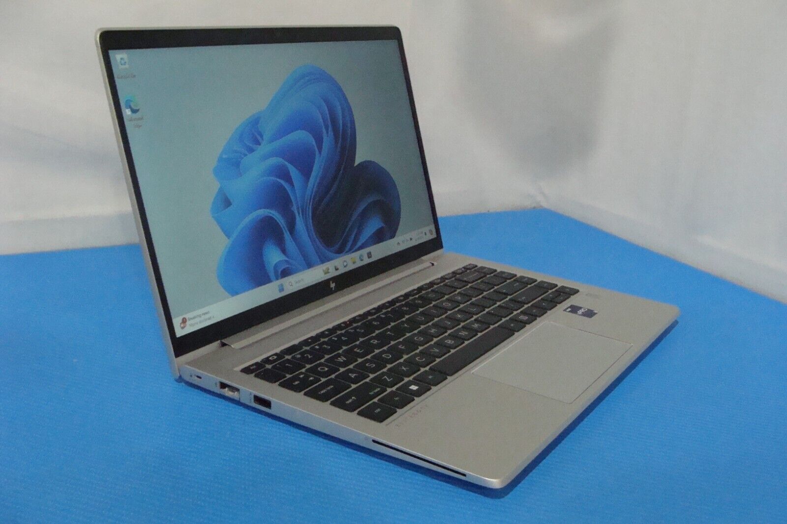 HP EliteBook 640 G9 14