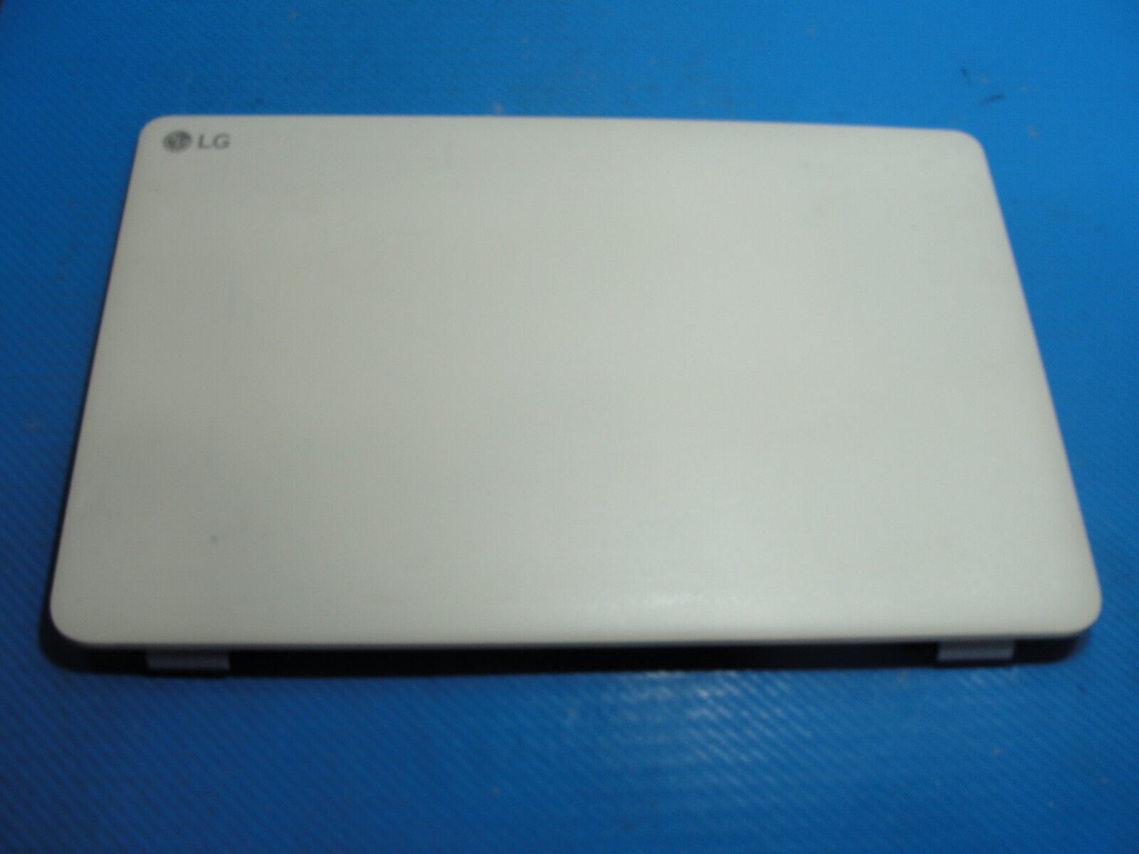 LG 15.6” 15U480-GP56ML OEM Laptop Glossy FHD LCD Screen Complete Assembly Silver