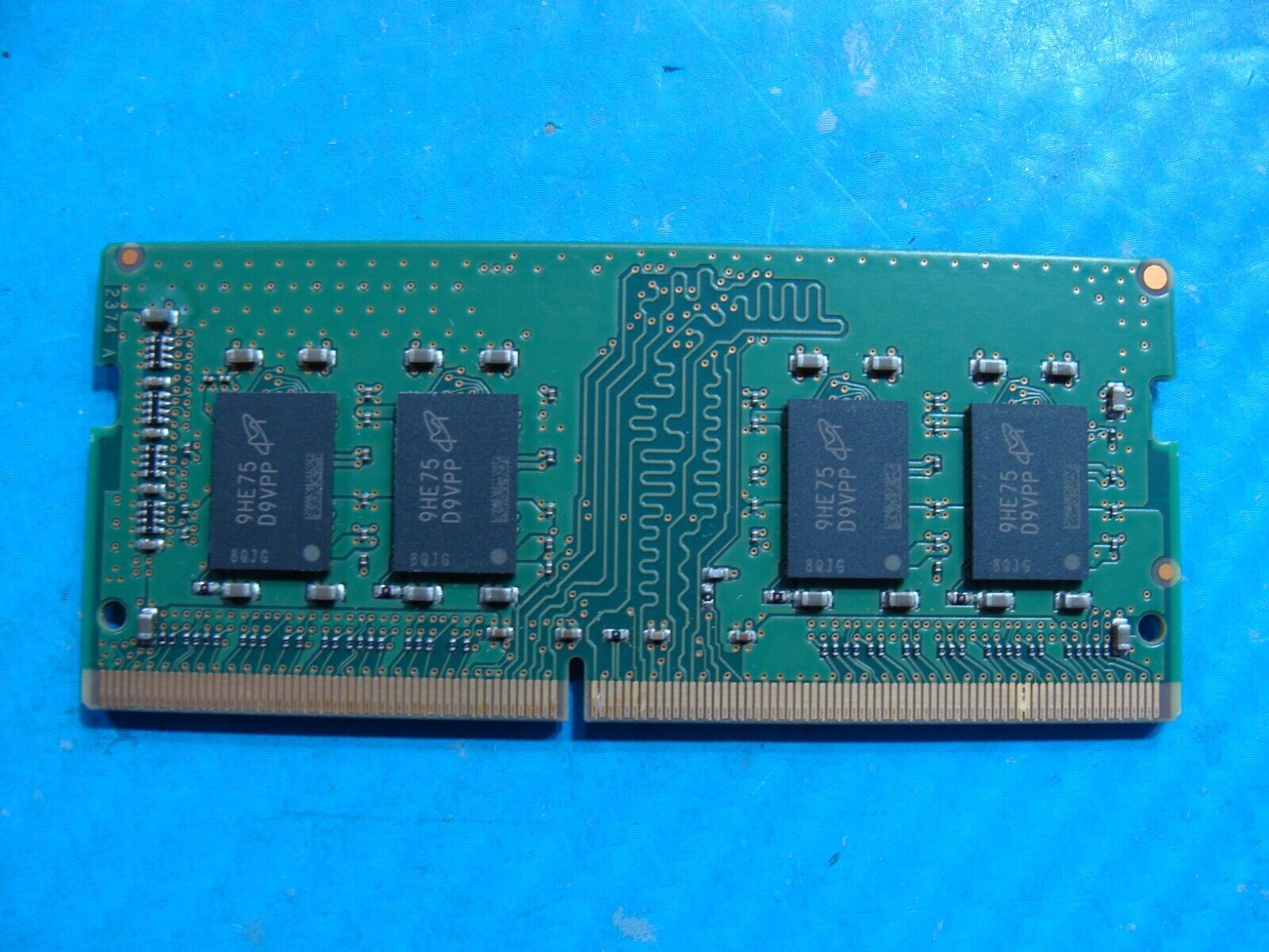 Dell 5500 Crucial 8GB DDR4-2400 SO-DIMM Memory RAM CT8G4SFS824A.M8FE