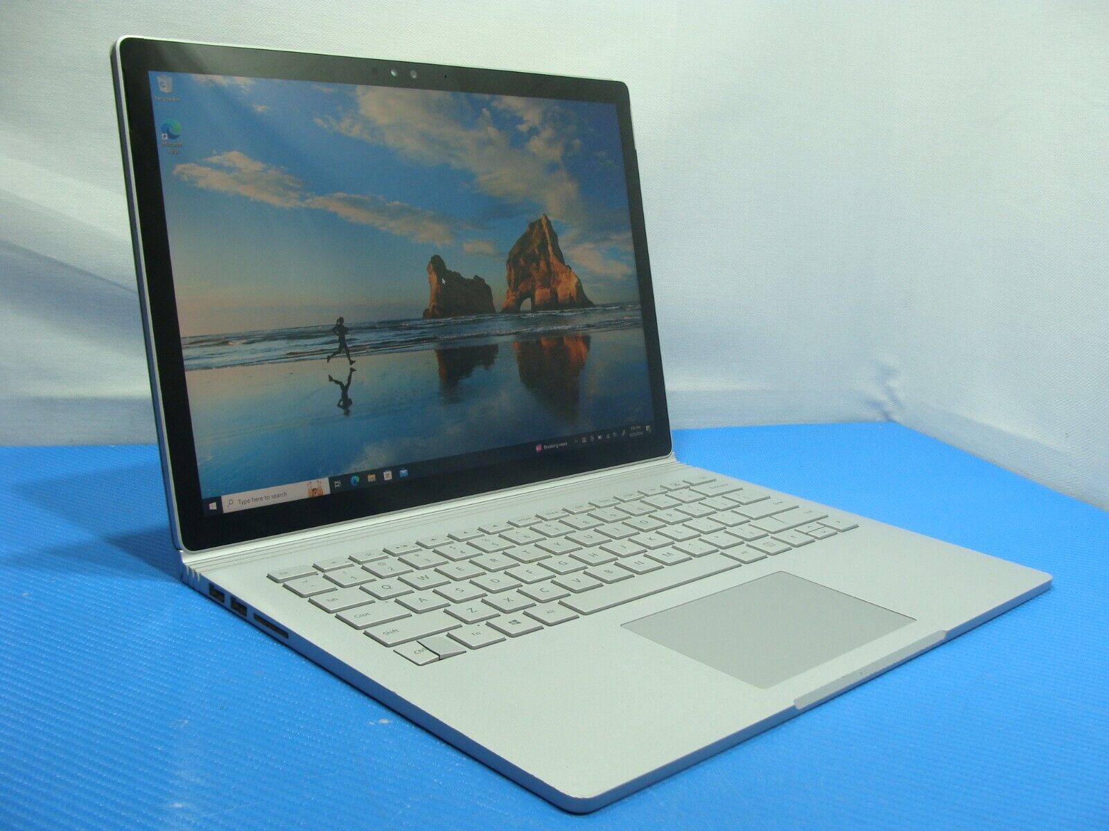 Microsoft Surface Book 13.5