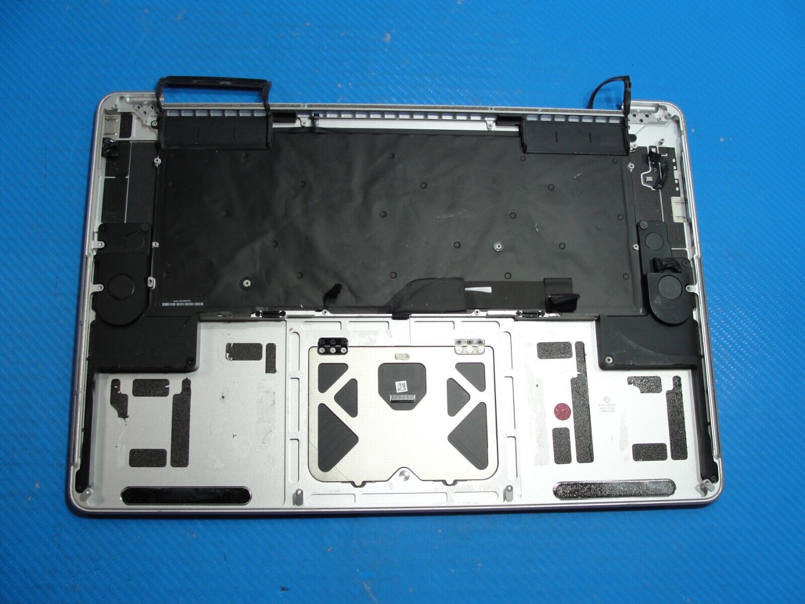 MacBook Pro 15” A1398 Late 2013 ME293LL/A Top Case Palmrest NO Battery 661-02536