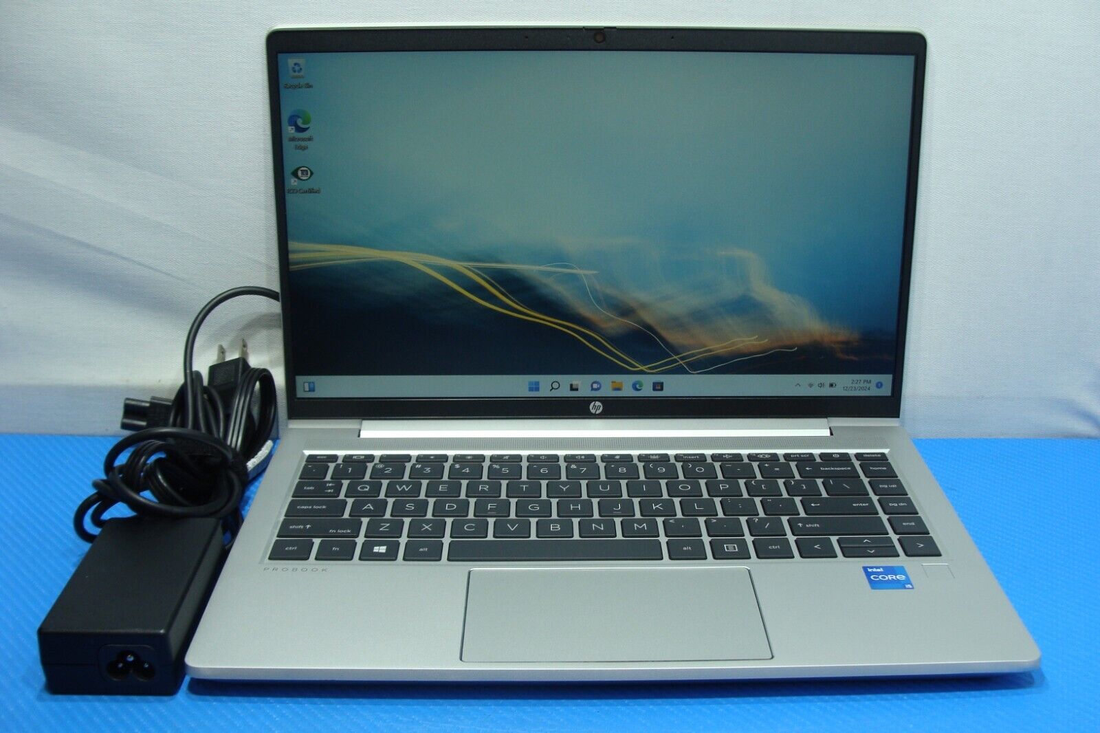 HP EliteBook 640 G8 14