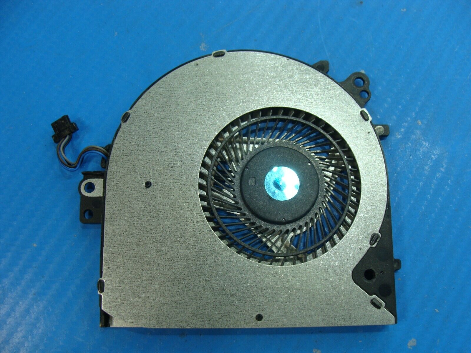 HP ProBook 15.6” 450 G5 Genuine CPU Cooling Fan L03854-001 45X8CTP103