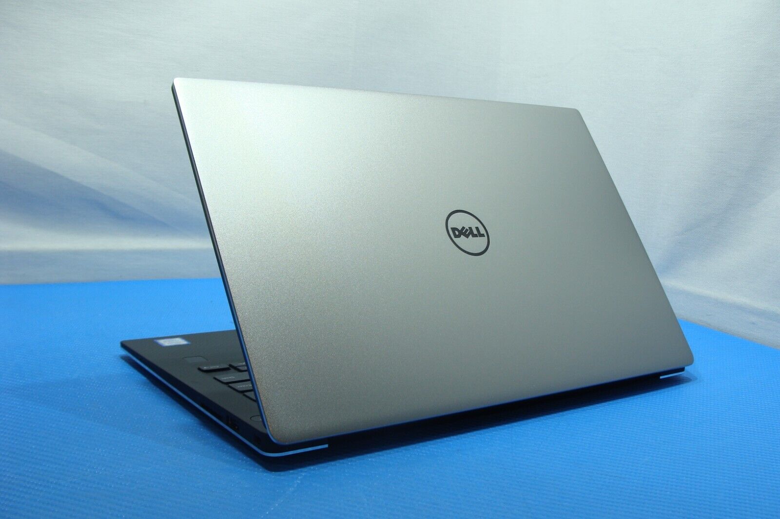 Dell XPS 13 9360 Laptop 13.3