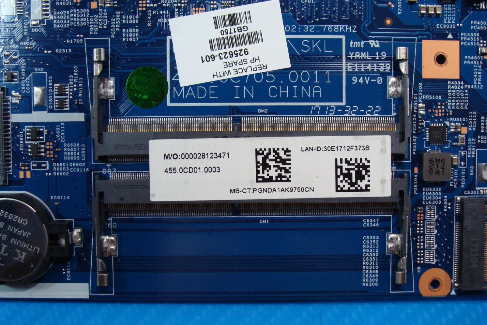 HP 17-bs019dx 17.3