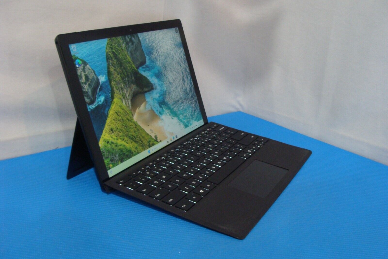 Microsoft Surface Pro 7 1866 12.3