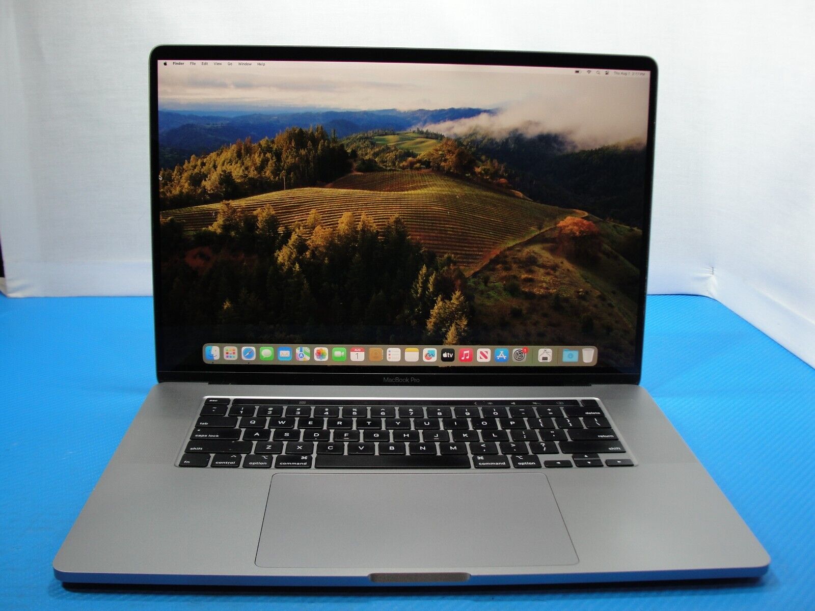 Apple MacBook Pro 16