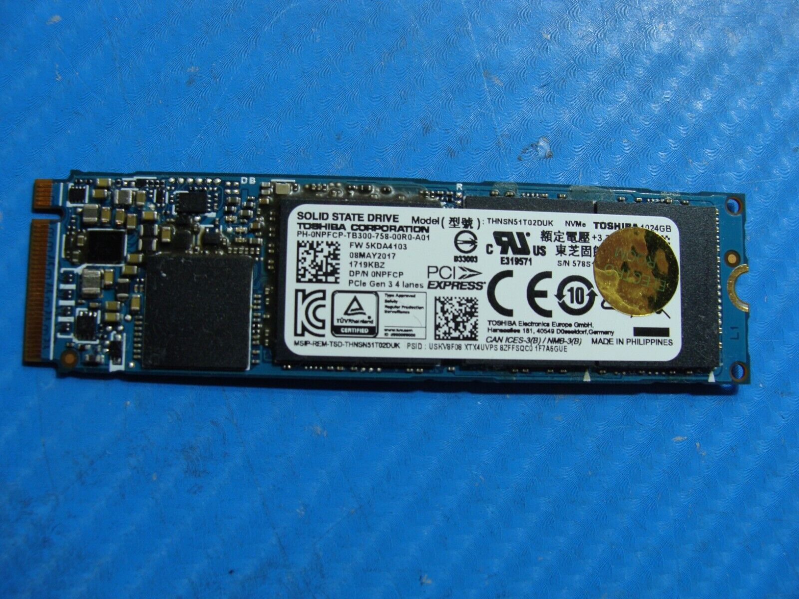 Dell XPS 15 9560 Toshiba M.2 NVME 1TB SSD THNSN51T02DUK NPFCP