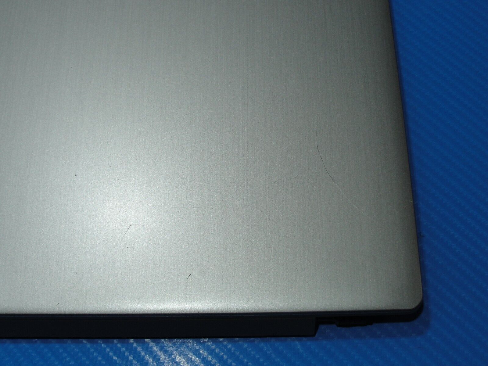 Lenovo IdeaPad 3 15IIL05 15.6