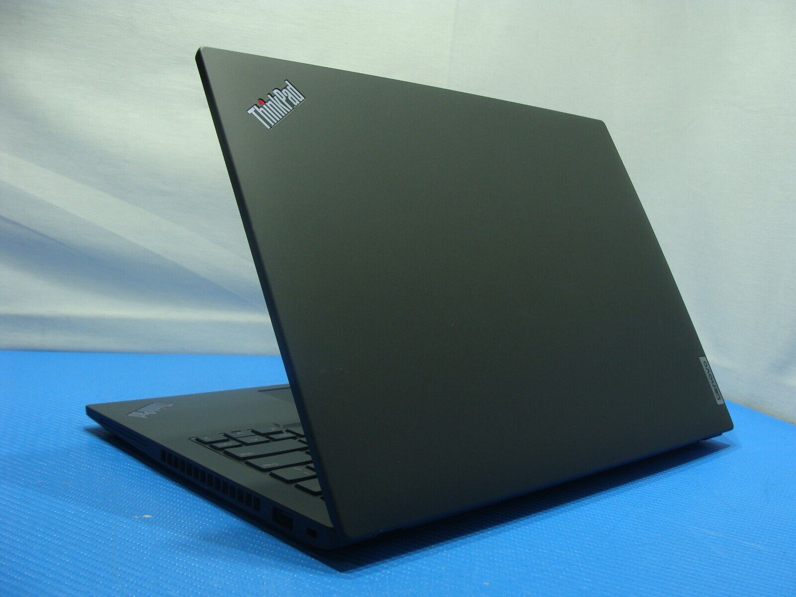 Lenovo ThinkPad T14 Gen 3 14