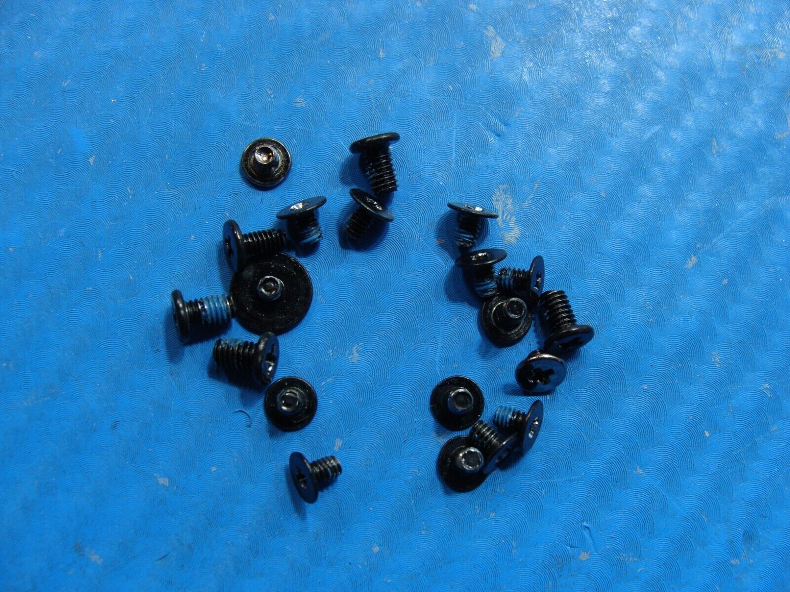 Dell Latitude 13.3” 7390 2-in-1 OEM Laptop Screw Set Screws for Repair ScrewSet