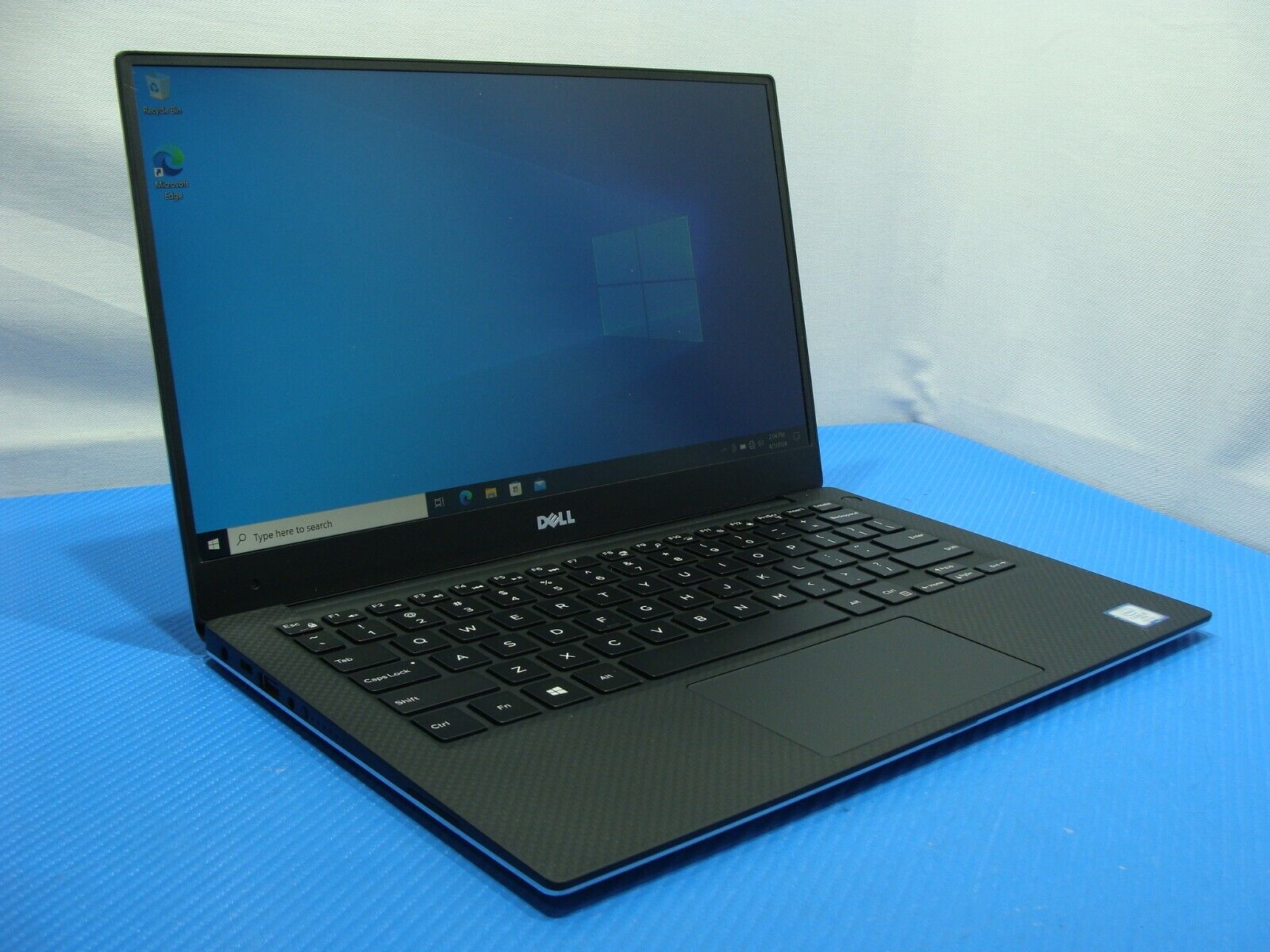 Dell XPS 13 9360 Laptop FHD Intel i5-7300U 2.6GHz 8GB 256GB Excel Battery