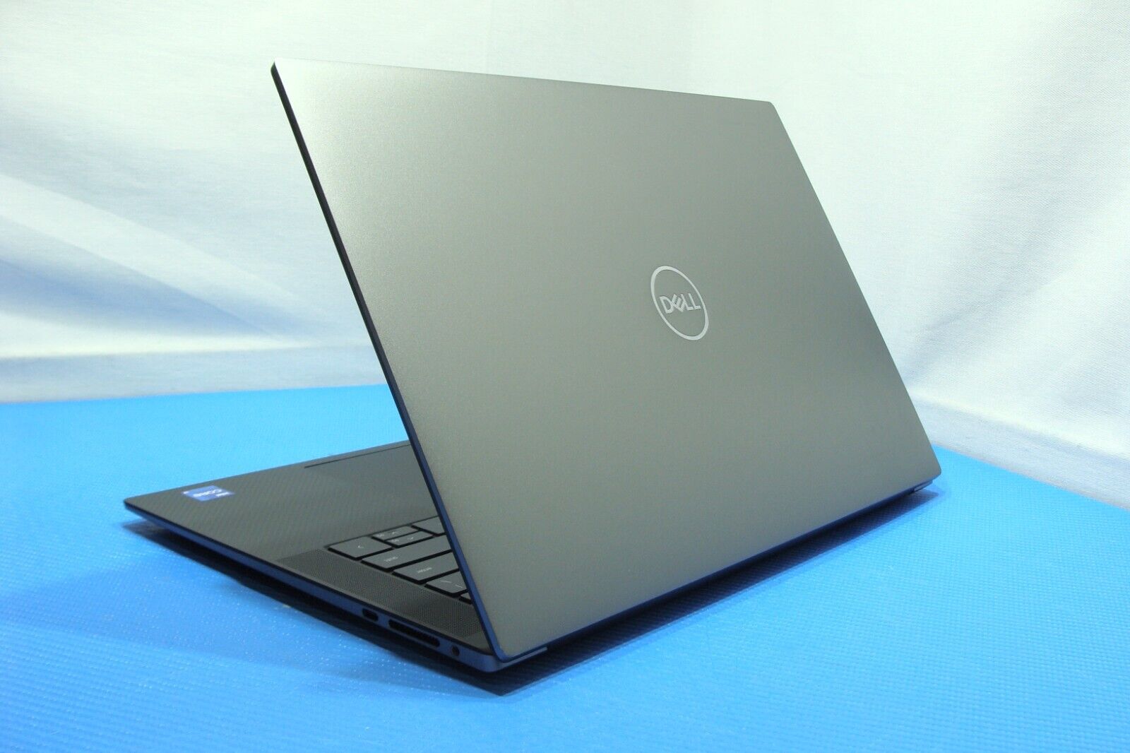 Dell Precision 5570 15.6