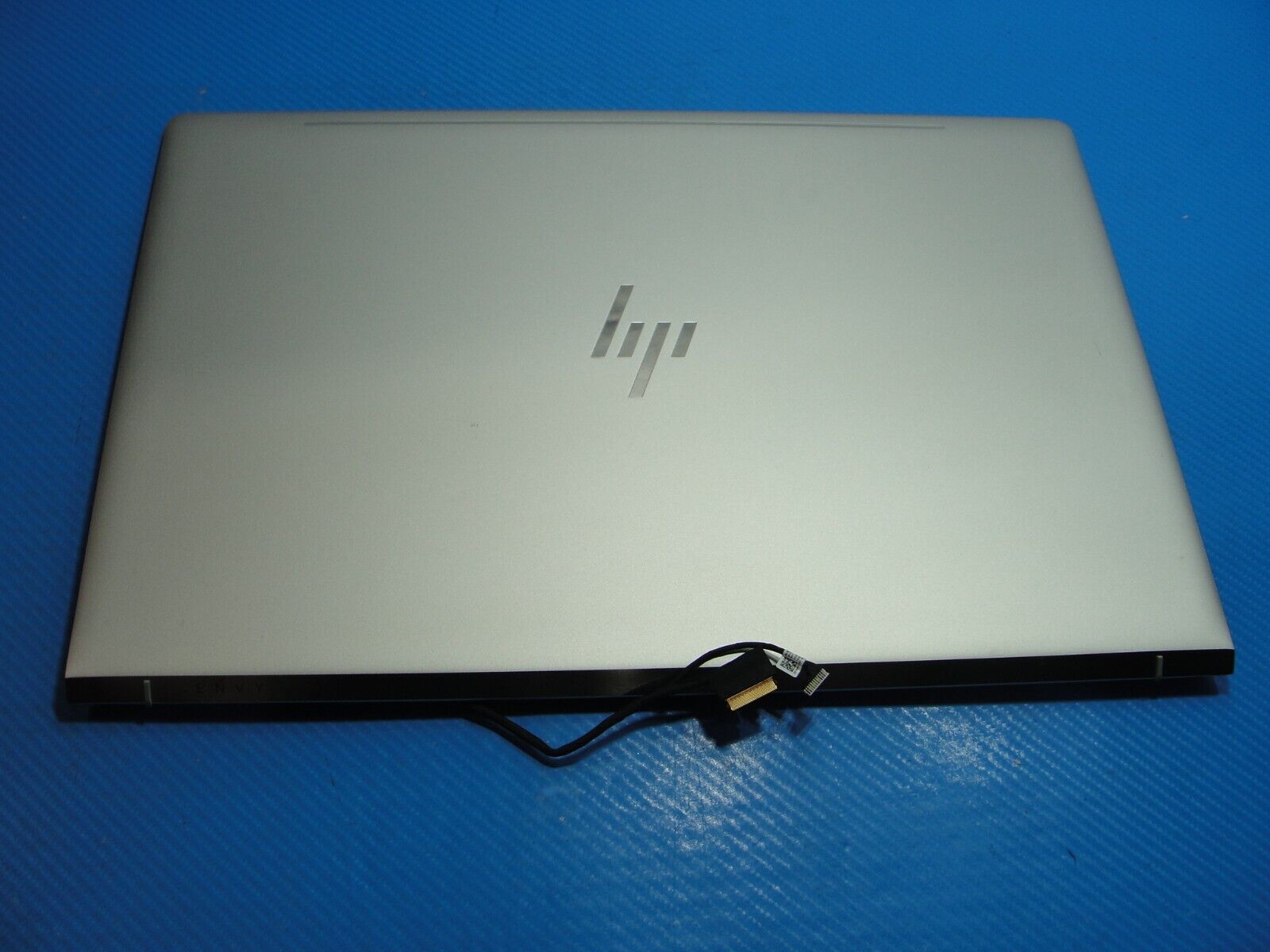 HP Envy 17m-ae111dx 17.3