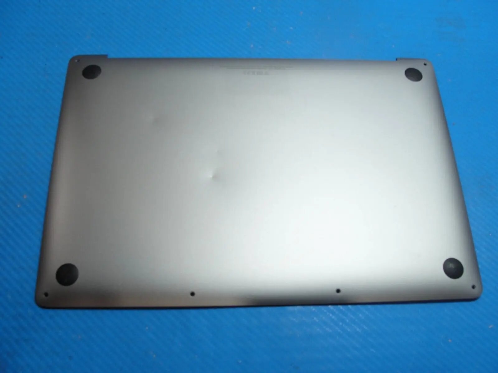 MacBook Pro A2338 13