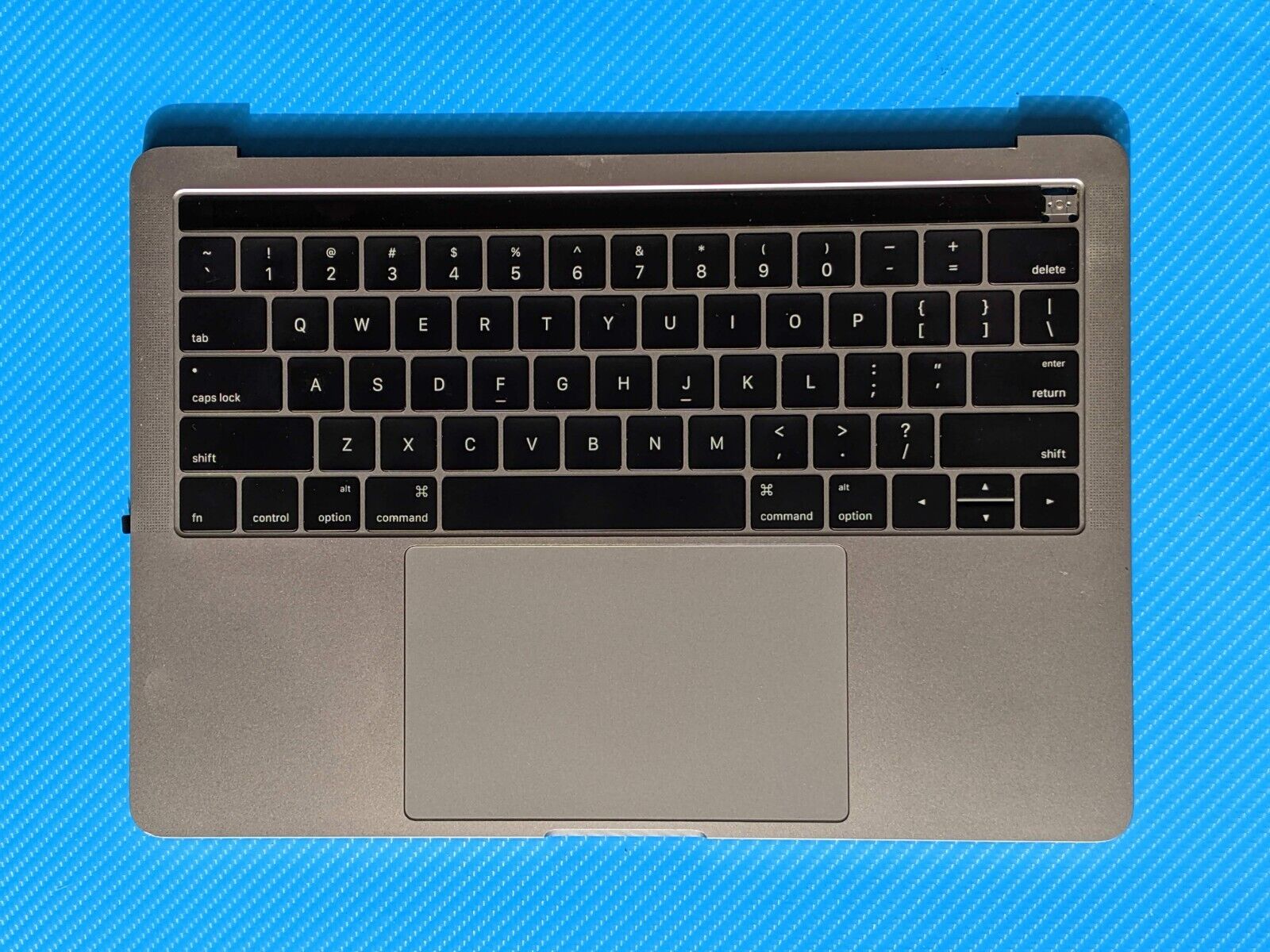 MacBook Pro A1706 13