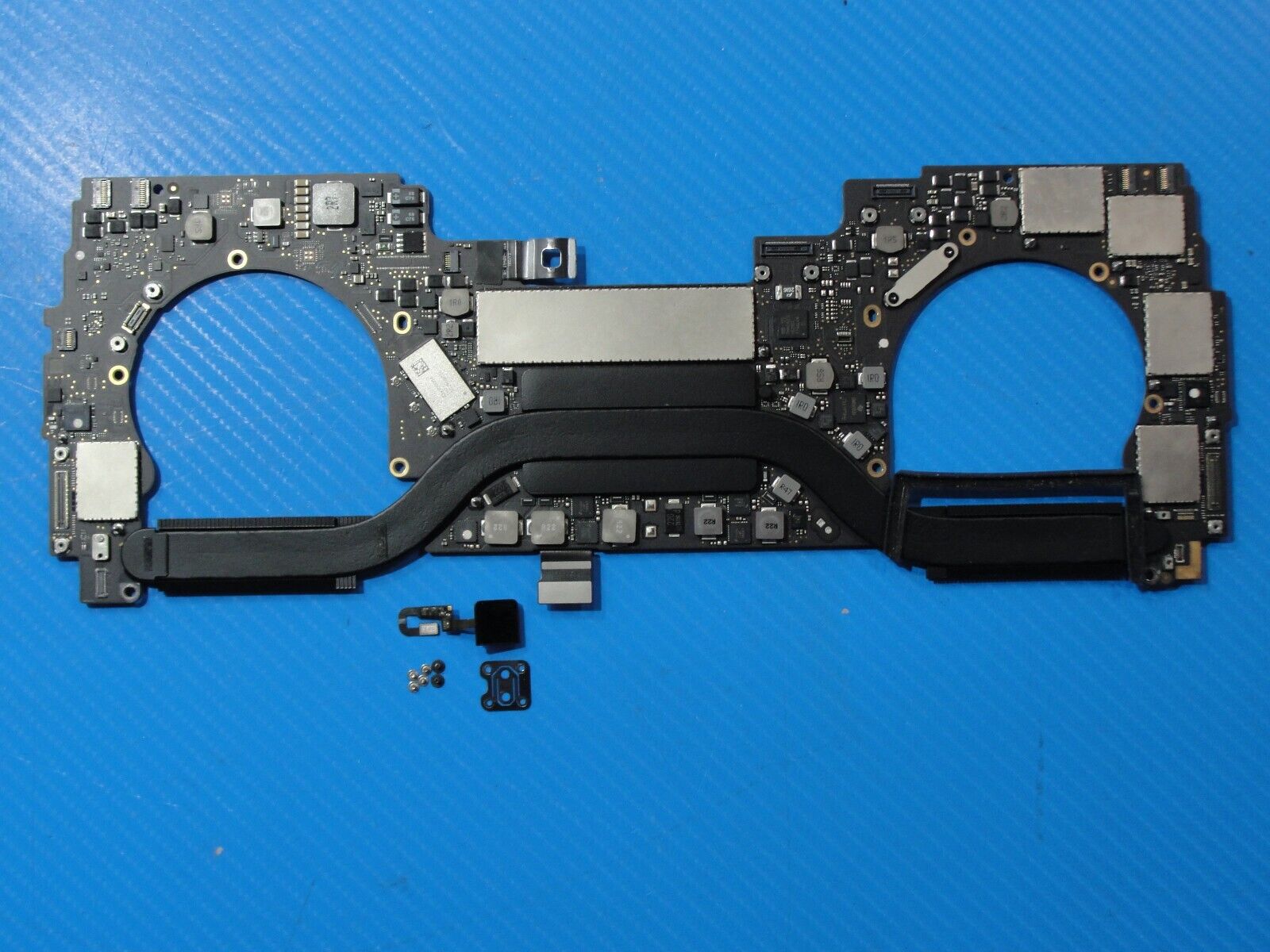 MacBook Pro A1706 13 2017 MPXV2LL i5-7267U 3.1/8/256 Logic Board 661-07648 AS IS