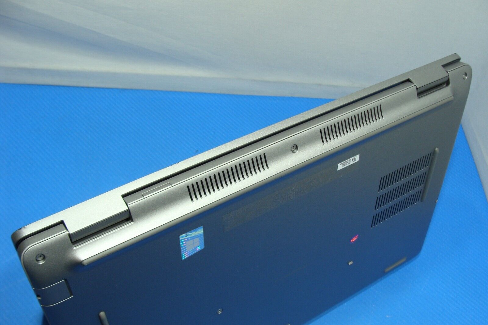 Dell Precision 3561 15.6