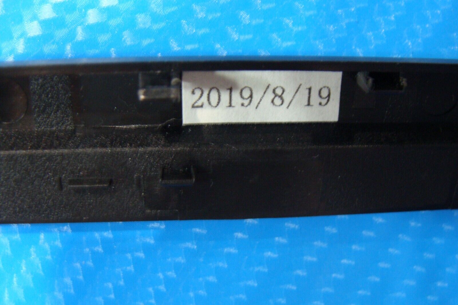 Lenovo ThinkPad 15.6” P52 Genuine Laptop Hinge Cover Trim Black AP167000600